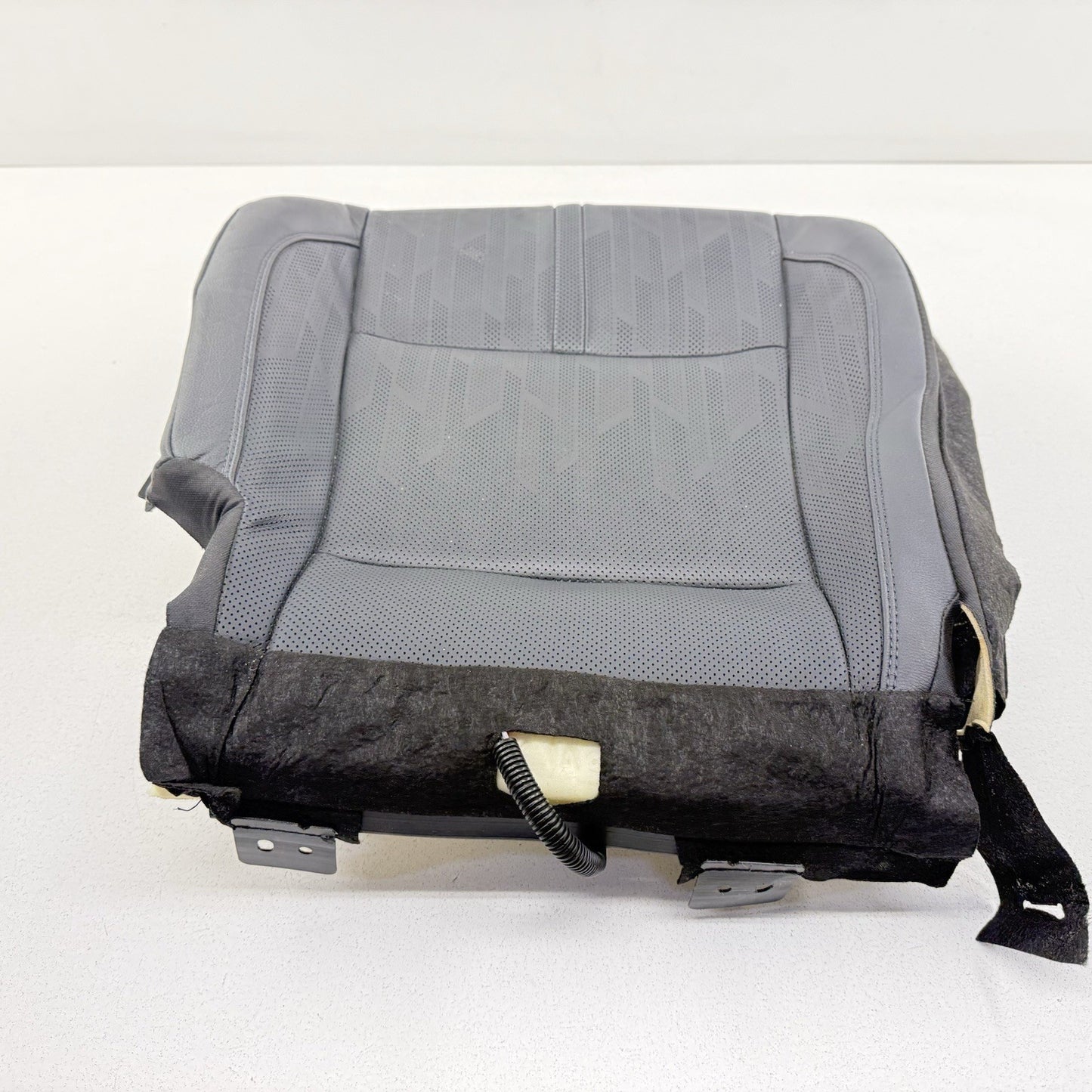 25-26 Toyota Camry XSE Left Front Lower Seat Cushion Heated Leather Black OEM