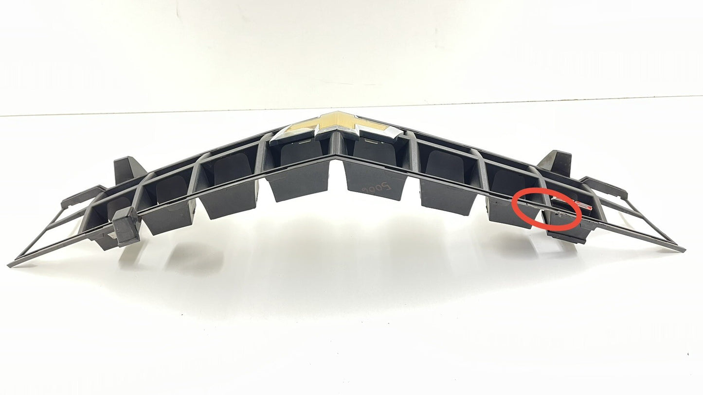 10-13 CHEVROLET CAMARO SS FRONT BUMPER UPPER GRILLE GRILL TRIM 20955389 OEM