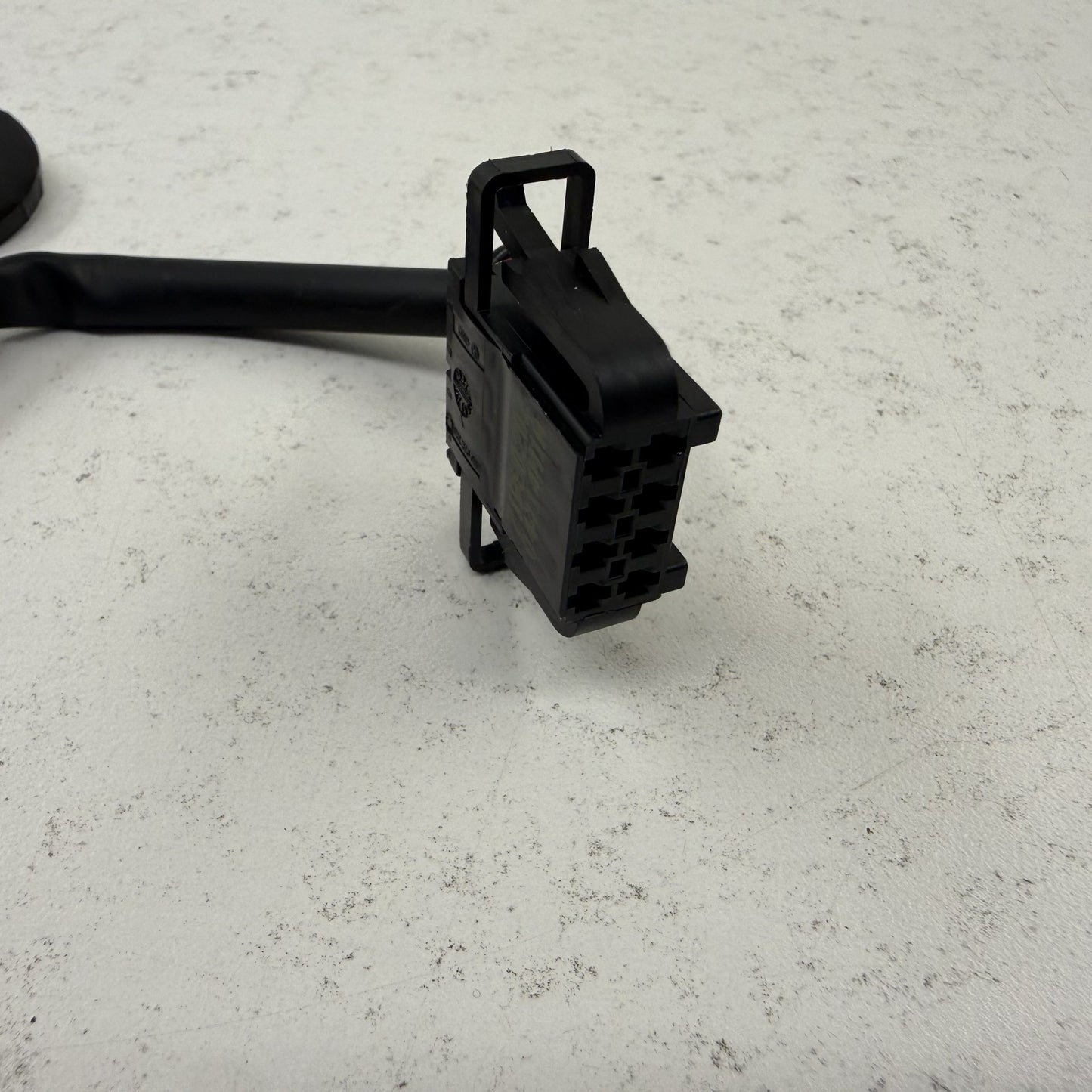 2014-2018 Bentley Flying Spur Passenger Right Front Seat Belt Buckle OEM