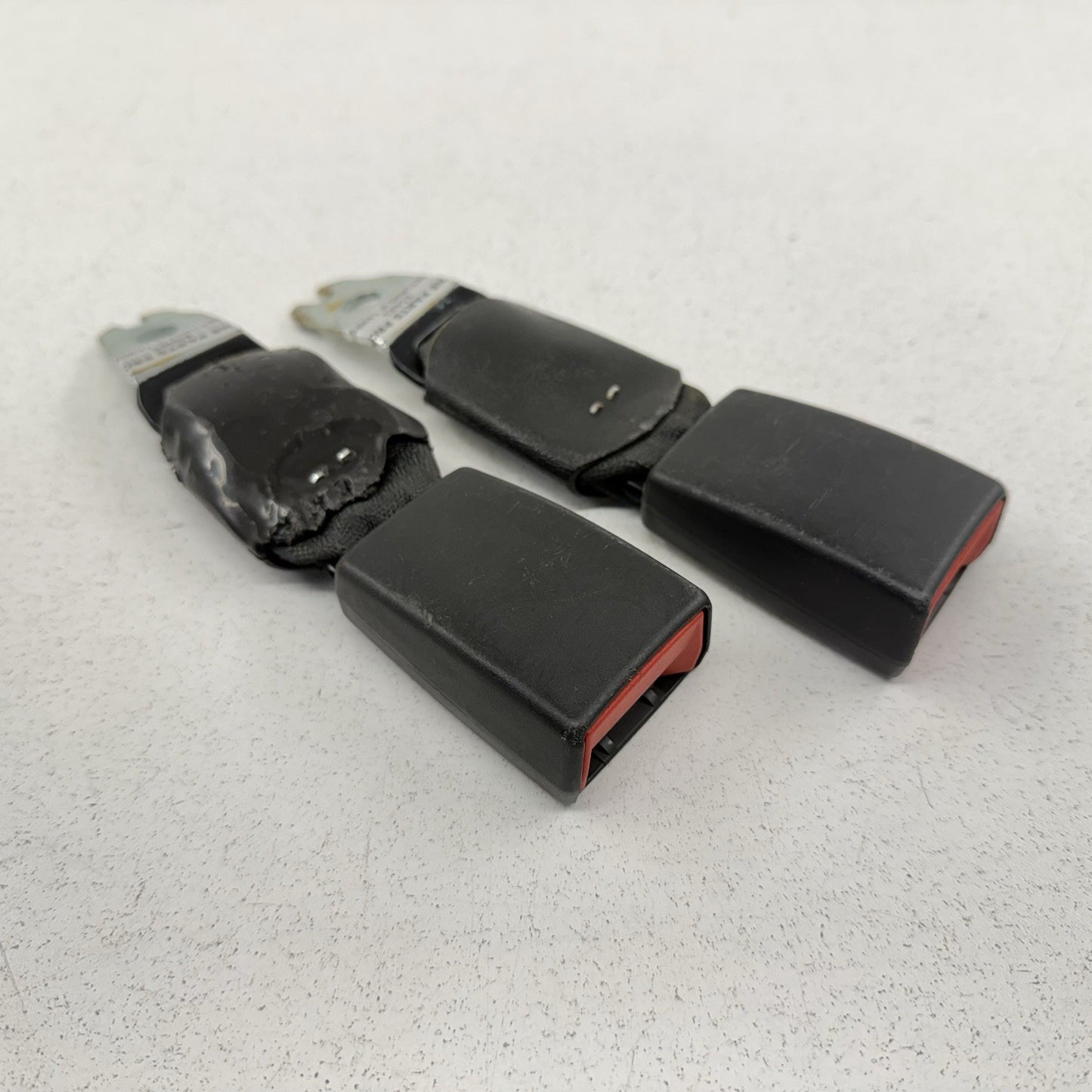 16-24 Chevrolet Camaro Rear Seat Belt Seatbelt Buckle Pair Left & Right OEM