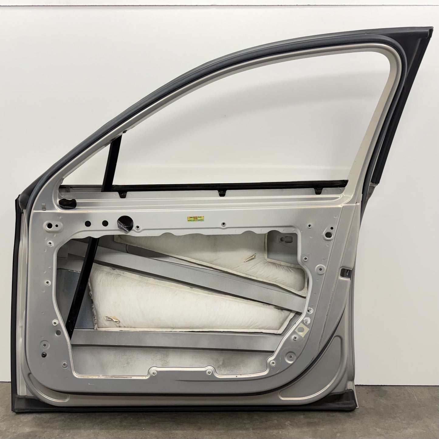 2014-2018 Bentley Flying Spur W12 Passenger Right Front Door Shell Silver OEM
