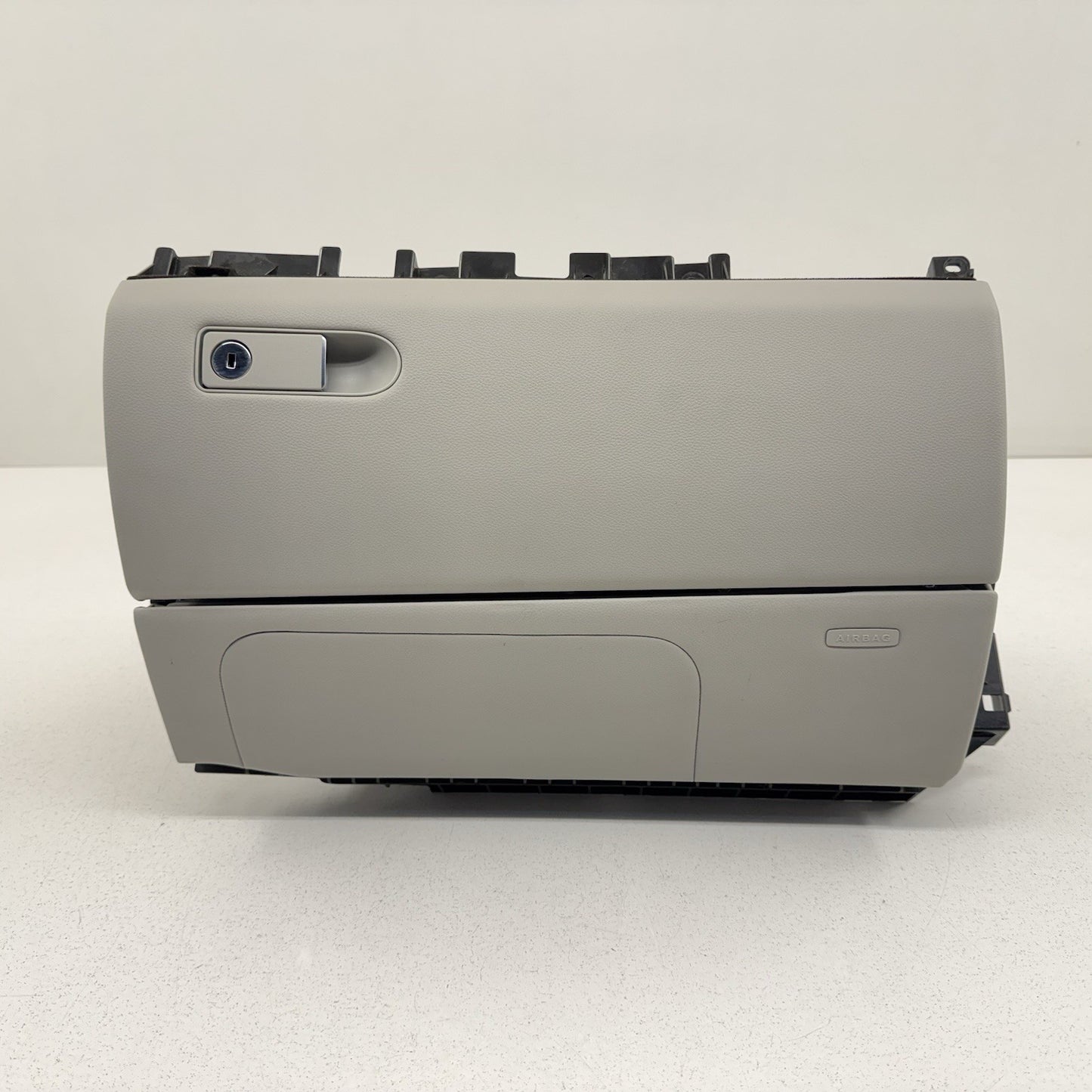 12-18 Mercedes W218 CLS550 Dashboard Glove Box Storage W/ Knee Airbag Gray OEM