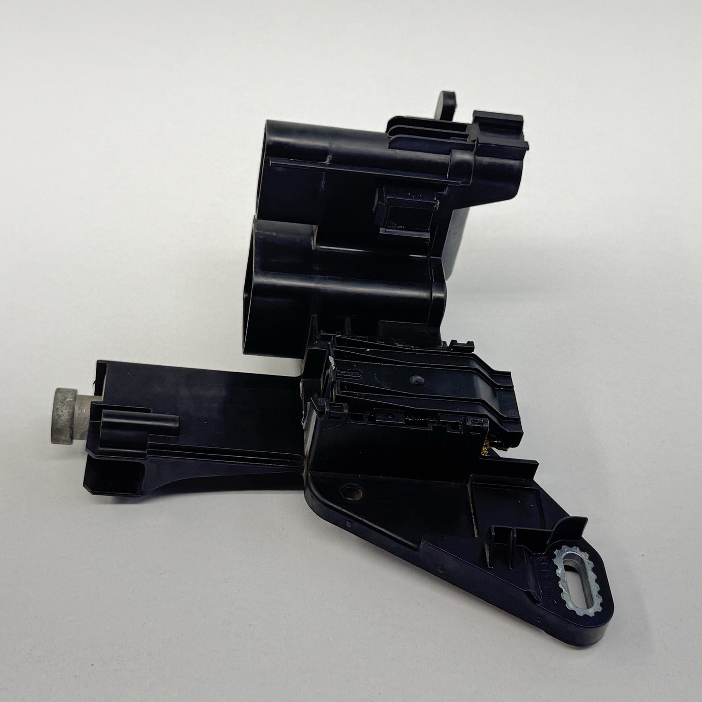 BMW F80 F82 F87 F30 F32 F36 Rear Battery Fuse Relay Junction Box 9356159 OEM