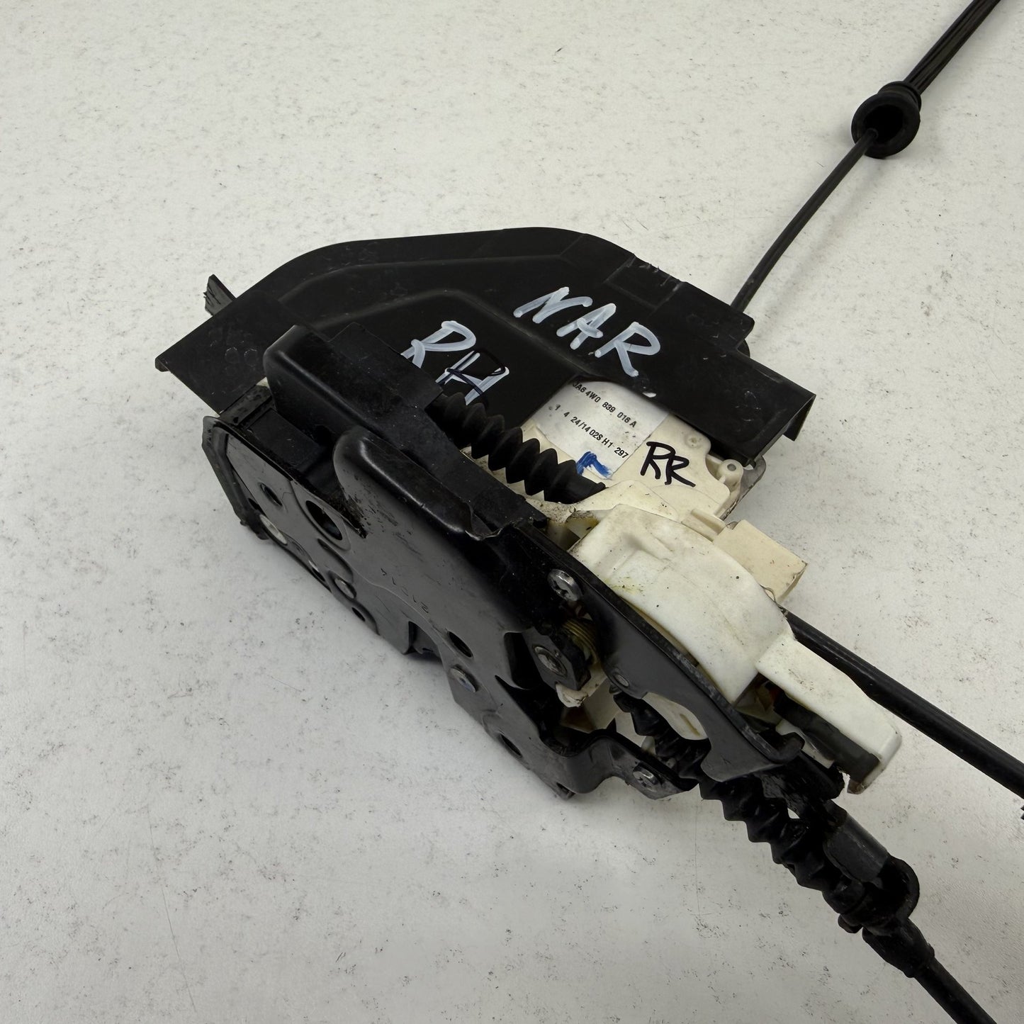 2014-2018 Bentley Flying Spur Passenger Right Rear Door Lock Latch Actuator OEM