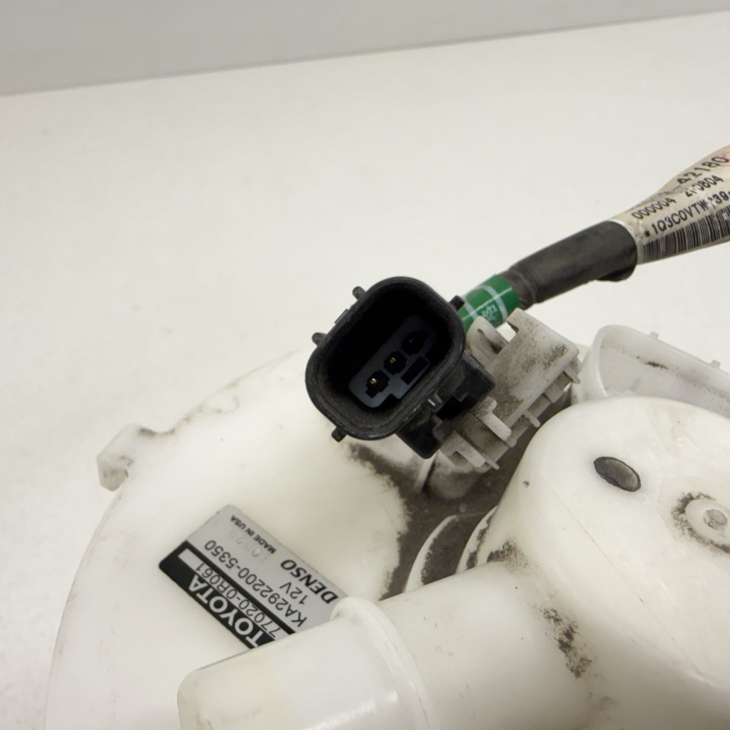 19-25 Toyota RAV4 Hybrid Gas Tank Fuel Pump Sending Unit 77020-0R061 OEM