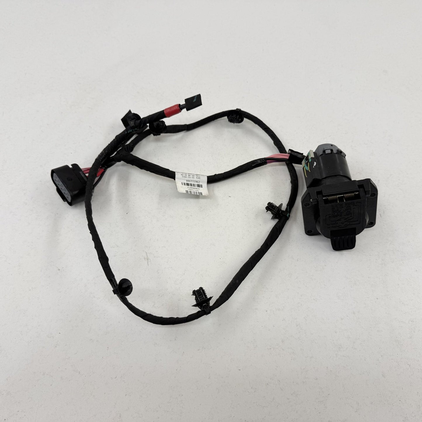 2022-2024 Rivian R1S Rear Trailer Tow Plug Wiring Harness PT00051566-F OEM