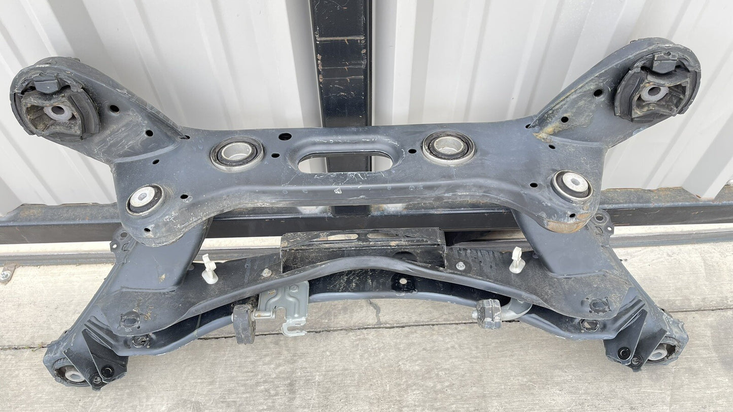 14-17 MERCEDES BENZ E550 W207 REAR SUBFRAME CROSSMEMBER CRADLE 2073500805 OEM