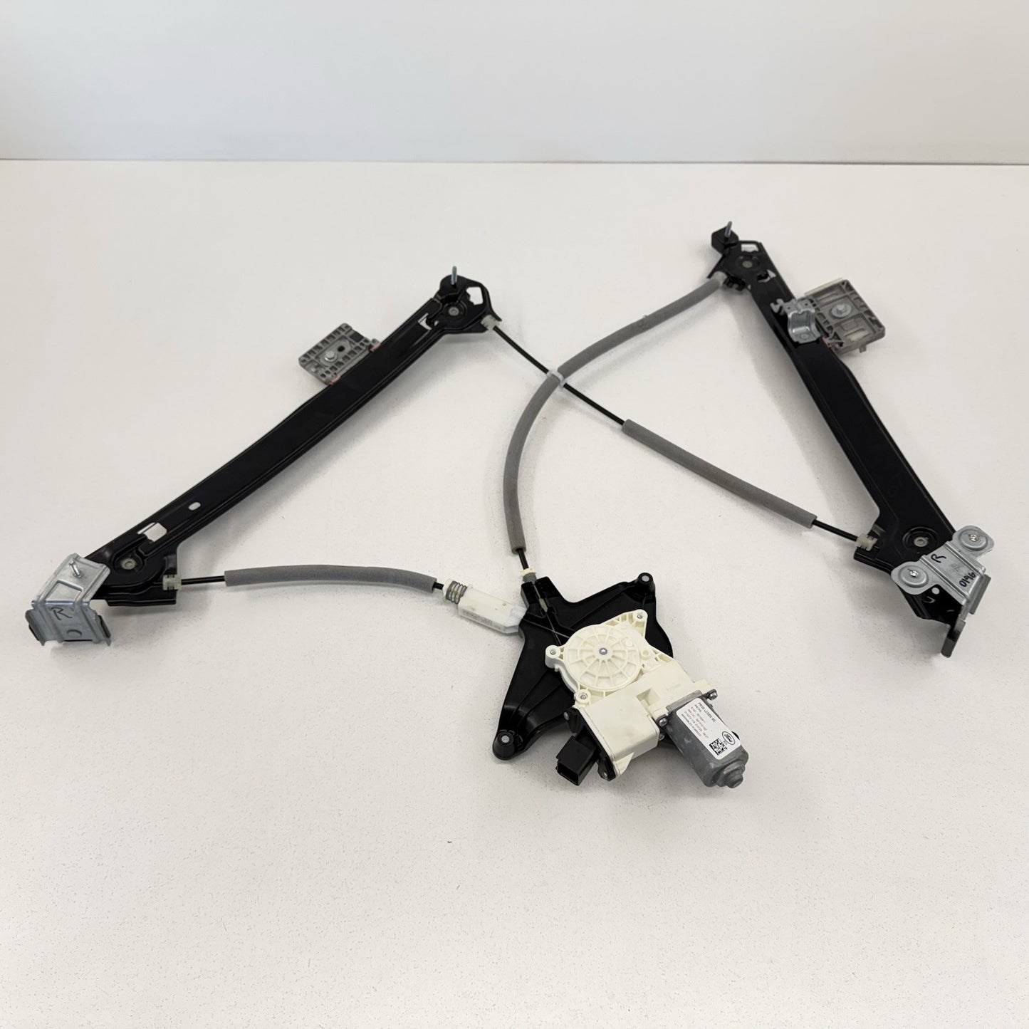 24-26 Ford Mustang Convertible Right Door Glass Window Regulator W/ Motor OEM