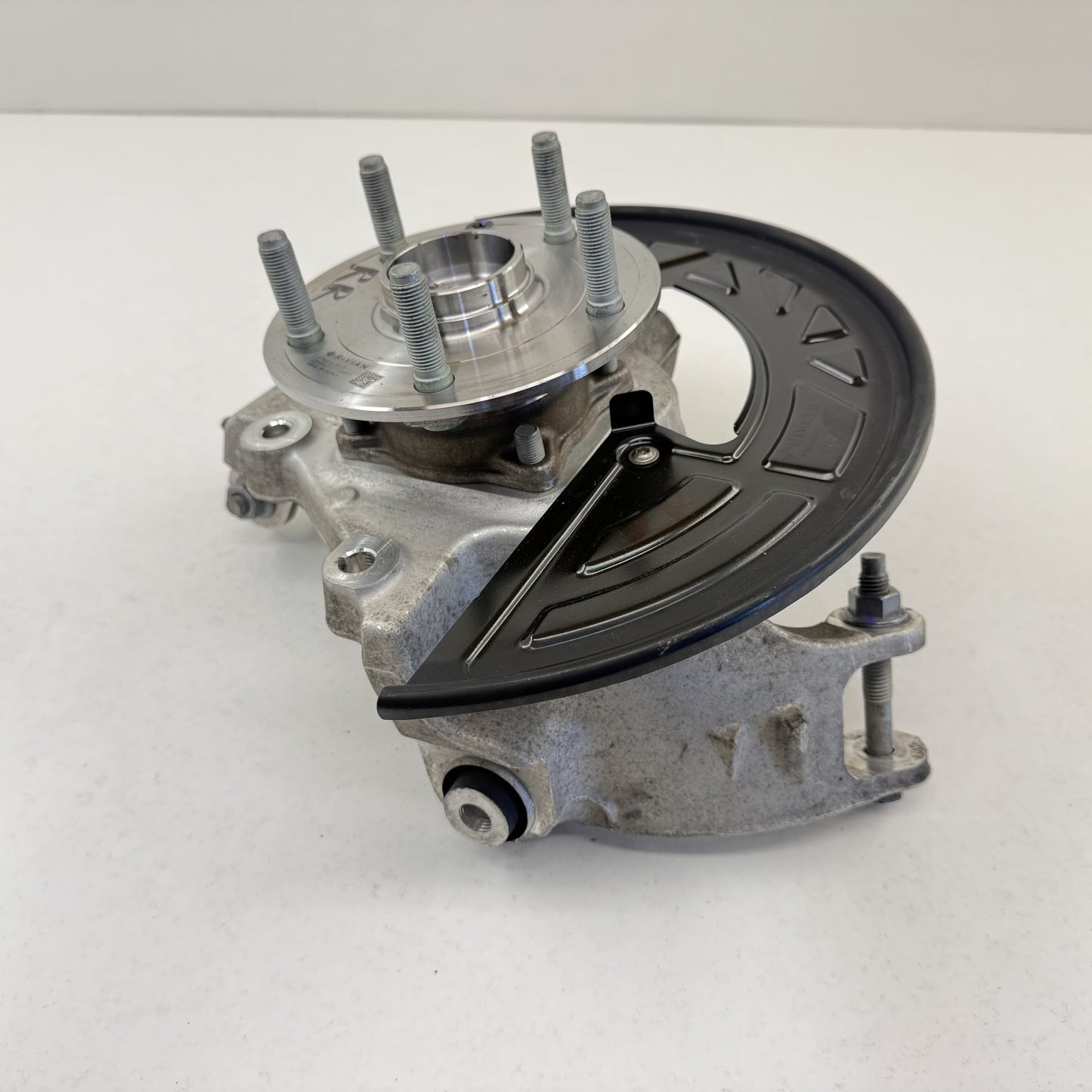 2022-2024 Rivian R1S R1T Right Rear Spindle Knuckle Hub Wheel Bearing OEM