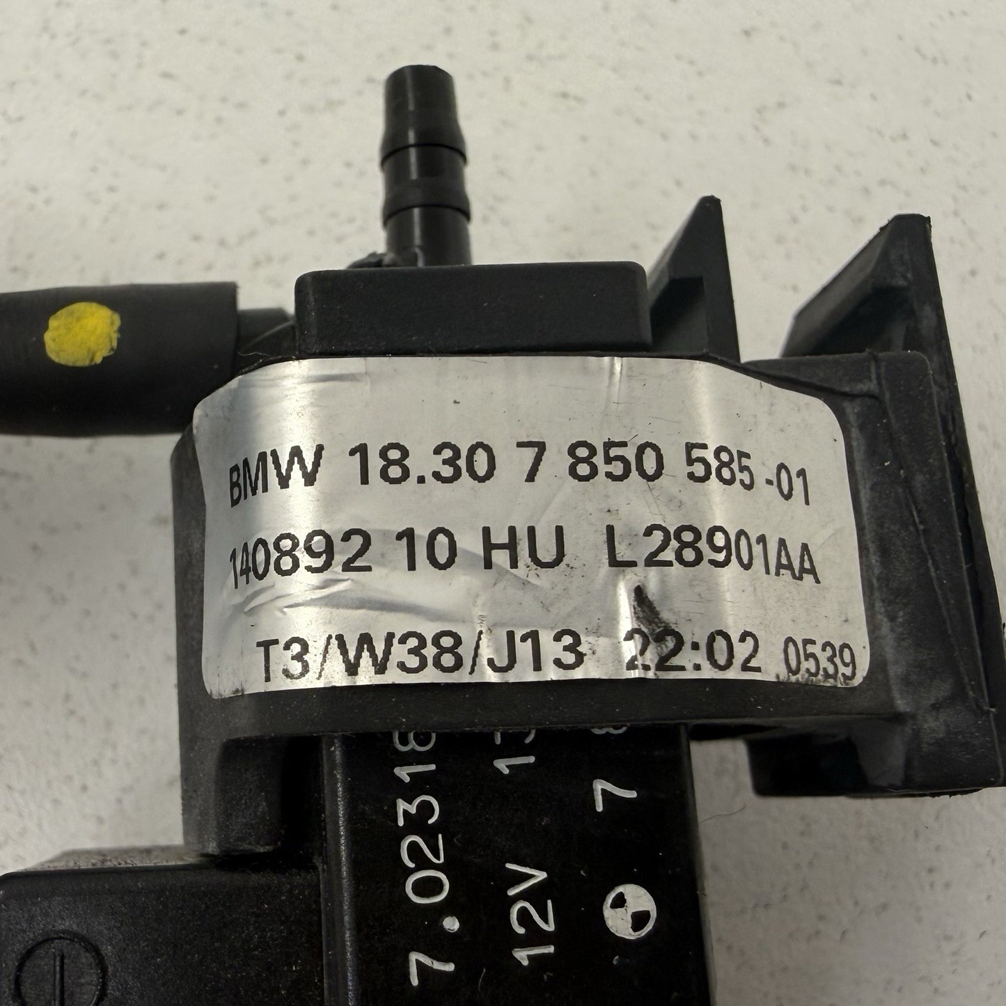 12-16 BMW M5 F10 Pressure Solenoid Valve 7850585 OEM