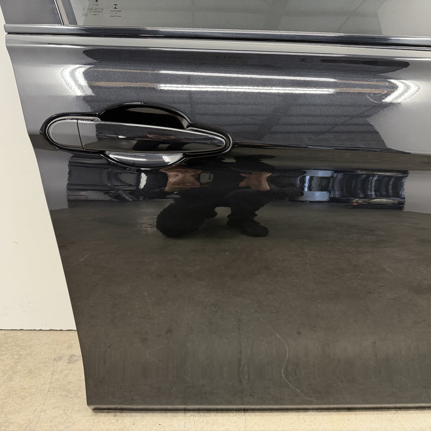 12-18 BMW F30 F80 M3 Sedan Passenger Right Front Door Shell Complete Black OEM