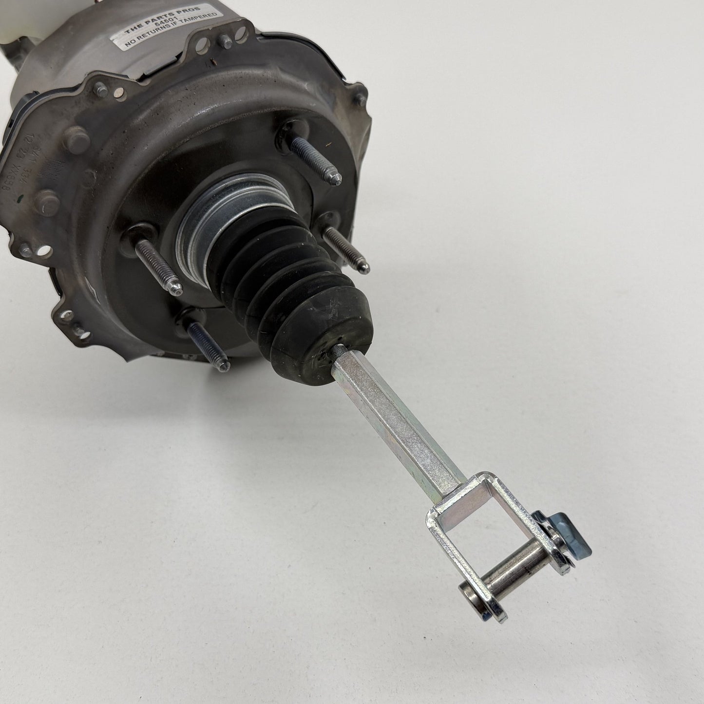 2022-2024 Rivian R1S R1T Power Brake Booster Master Cylinder PT00054358-B OEM