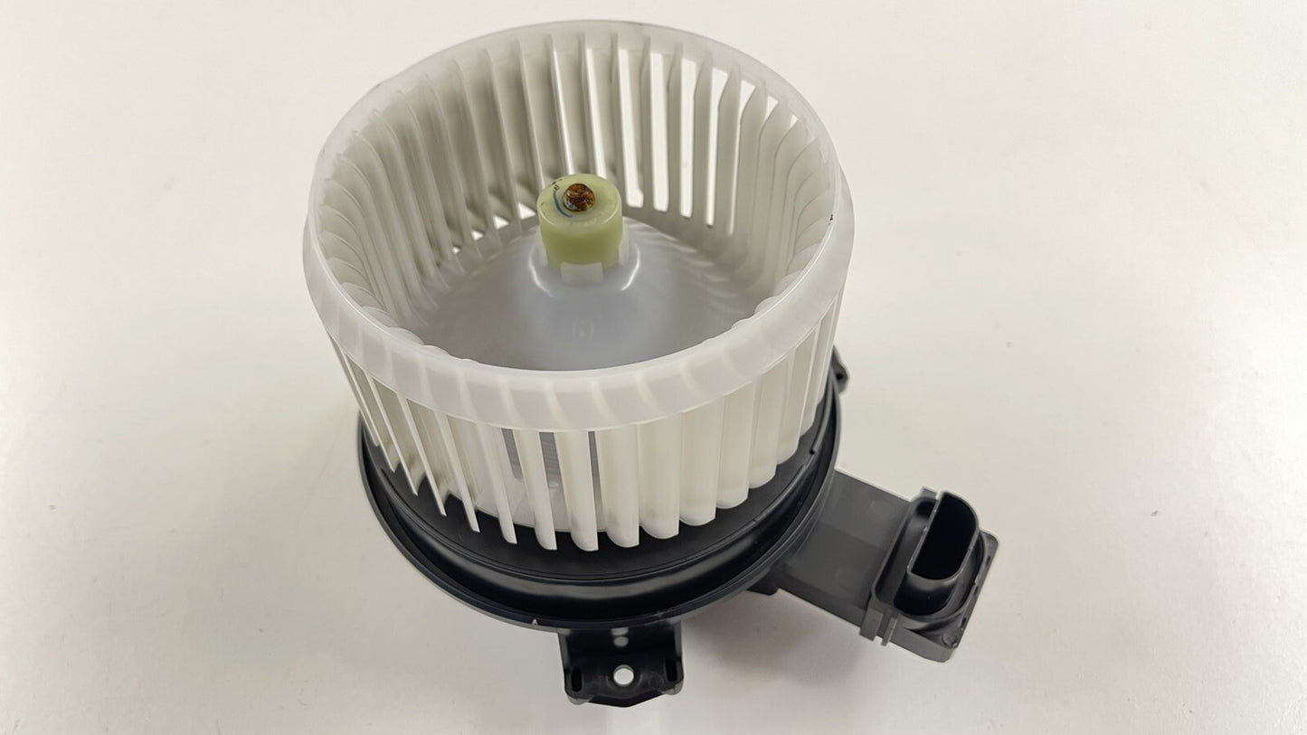 18-21 SUBARU CROSSTREK HVAC AC HEATER CORE BOX FAN BLOWER MOTOR OEM