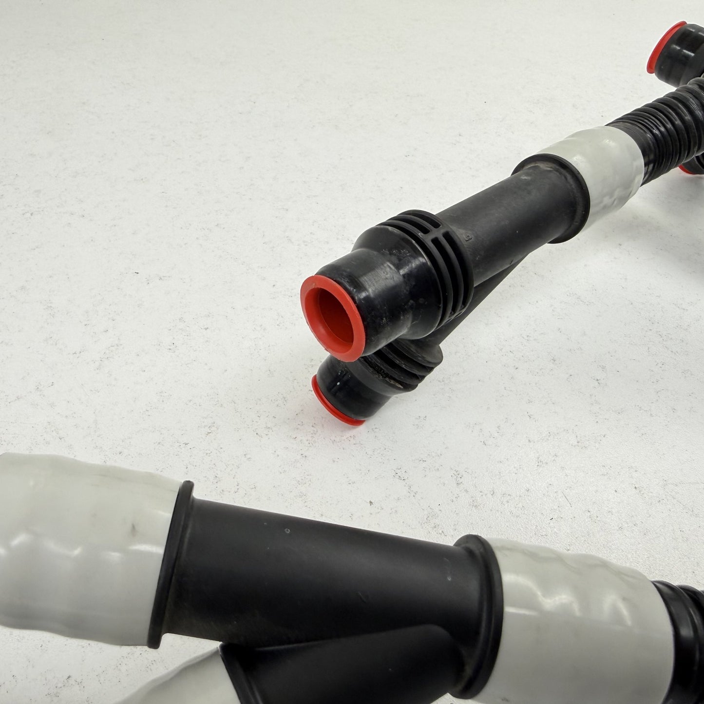 2022-2024 Rivian R1S Front Radiator Support Water Coolant Pump Hose Pipe Set OEM