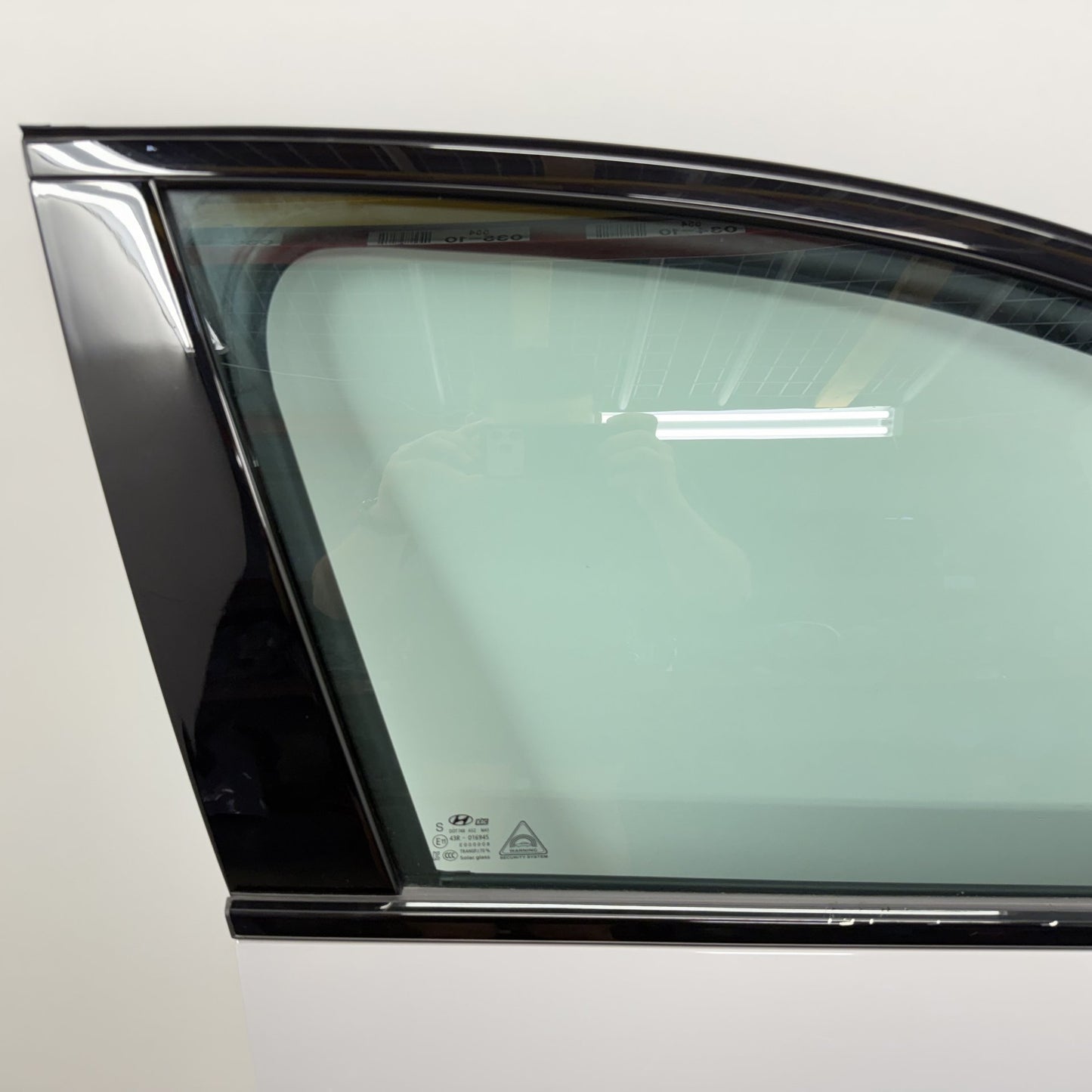 2022-2026 Hyundai Elantra N Passenger Right Front Door Shell Complete OEM