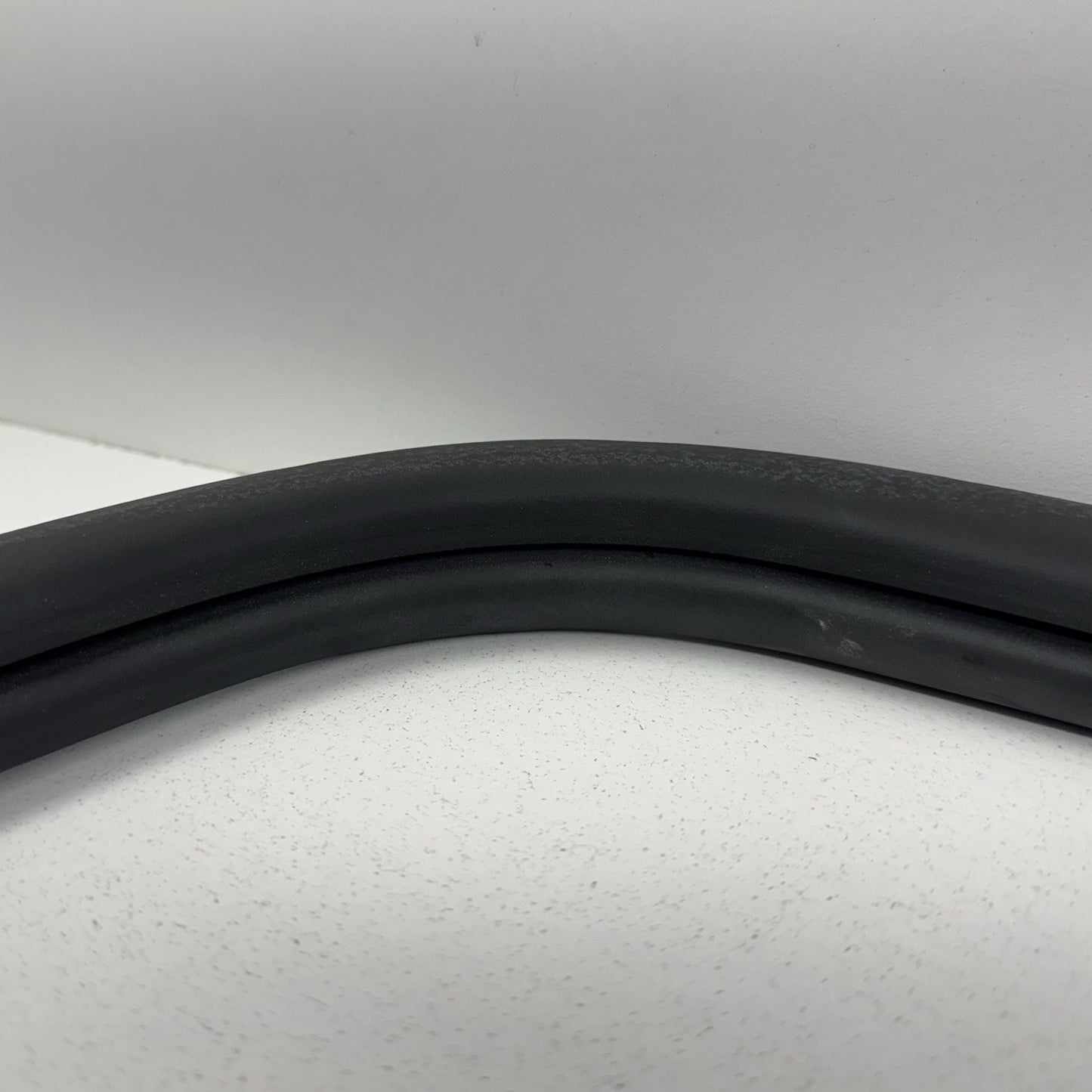 20-25 Silverado Sierra 2500 3500 Right Front Door Weatherstrip Seal Rubber OEM