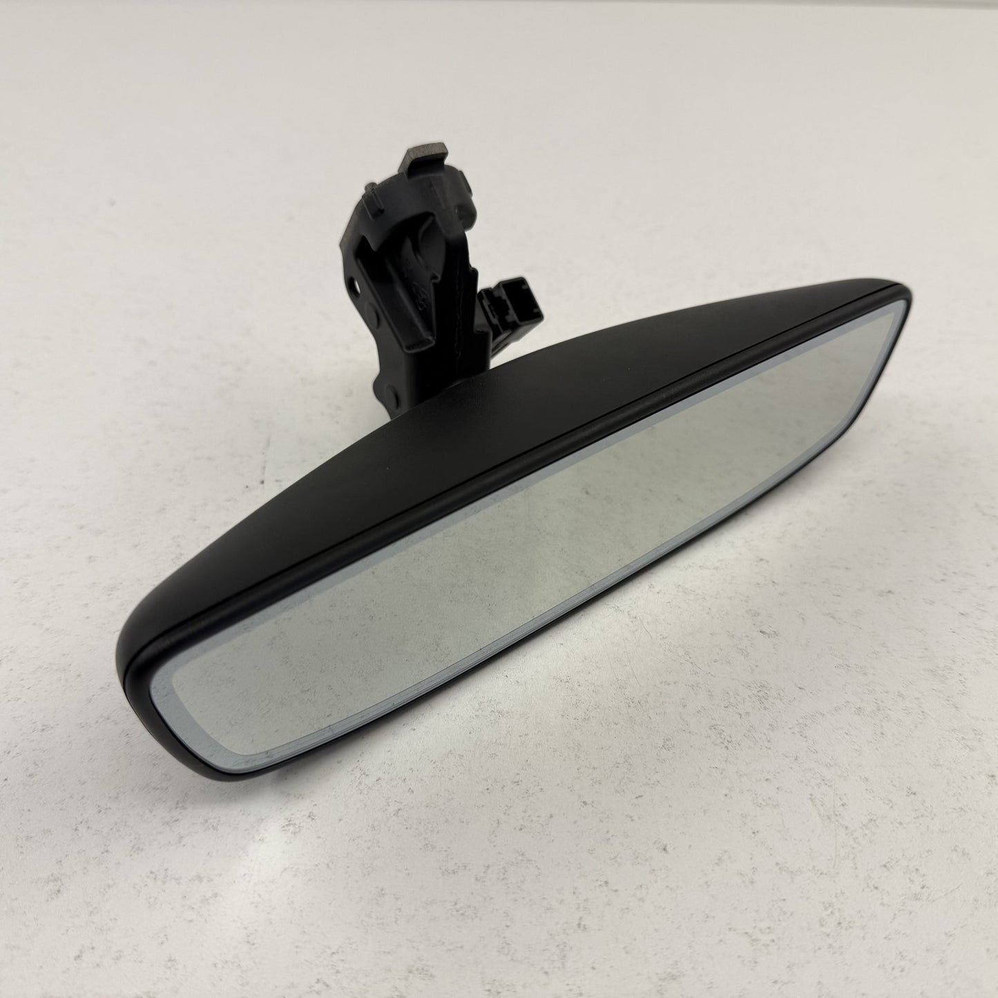2019-2026 Ram 2500 3500 Interior Rear View Mirror Auto Dimming 683251128AA OEM