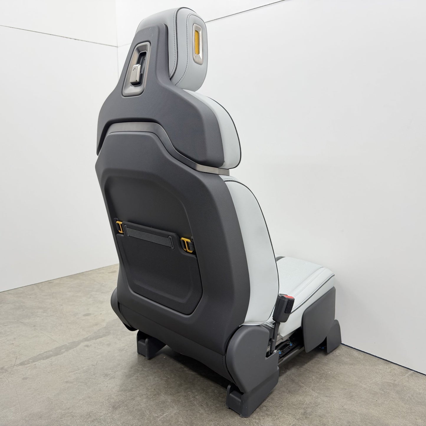 2022-2024 Rivian R1S Driver Left Front Seat Ocean Coast Leather OEM