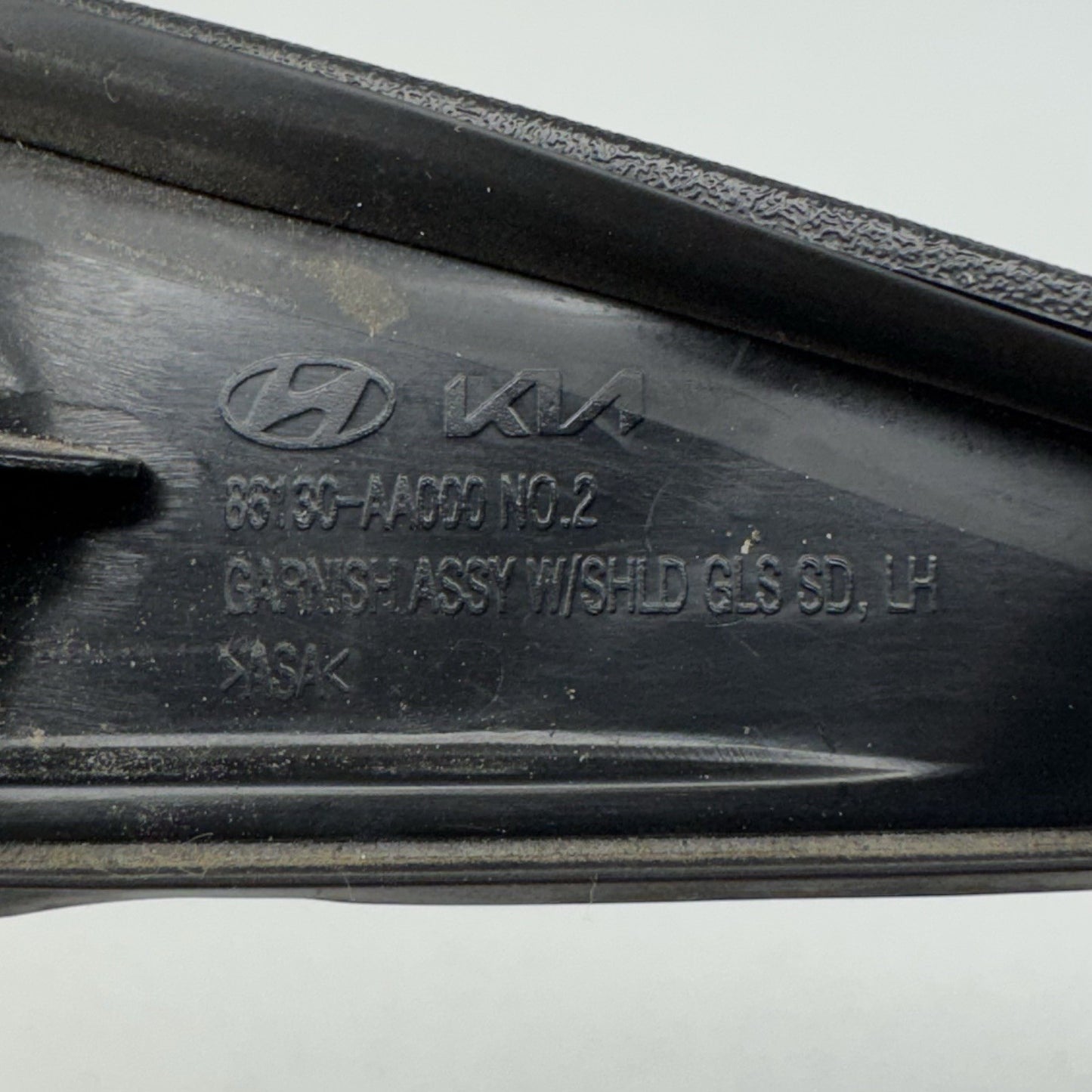 21-26 Hyundai Elantra Left Front Windshield A Pillar Molding 86130-AA000 OEM