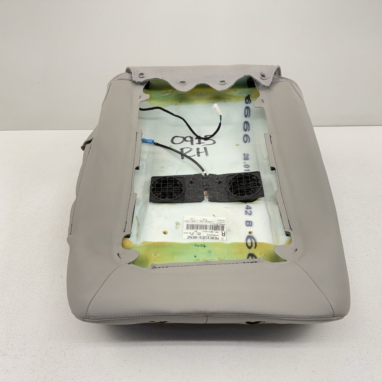 12-14 Mercedes W218 CLS550 Right Front Upper Seat Cushion Leather Gray OEM