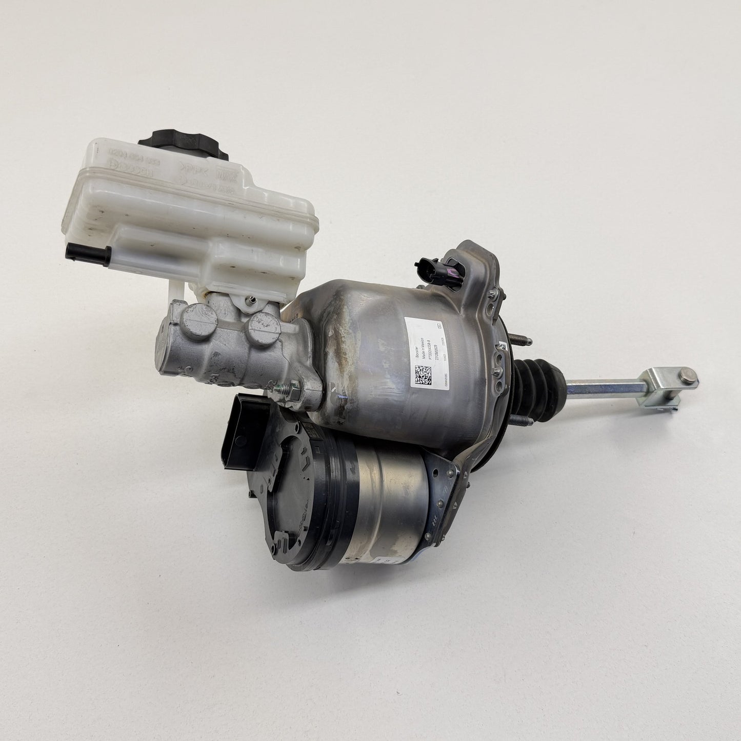 2022-2024 Rivian R1S R1T Power Brake Booster Master Cylinder PT00054358-B OEM