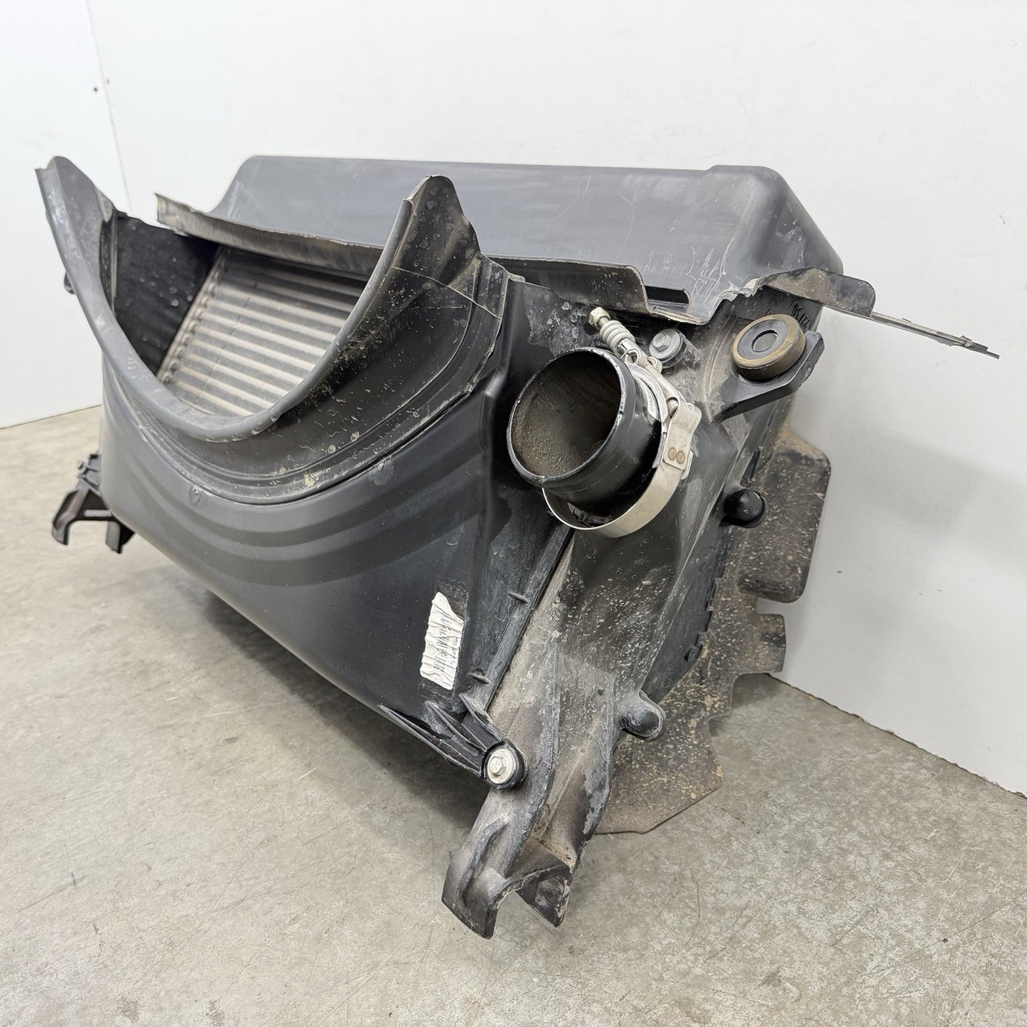 19-24 Ram 4500 5500 6.7L Radiator Support W/ Radiator Shutter Fan Assembly OEM