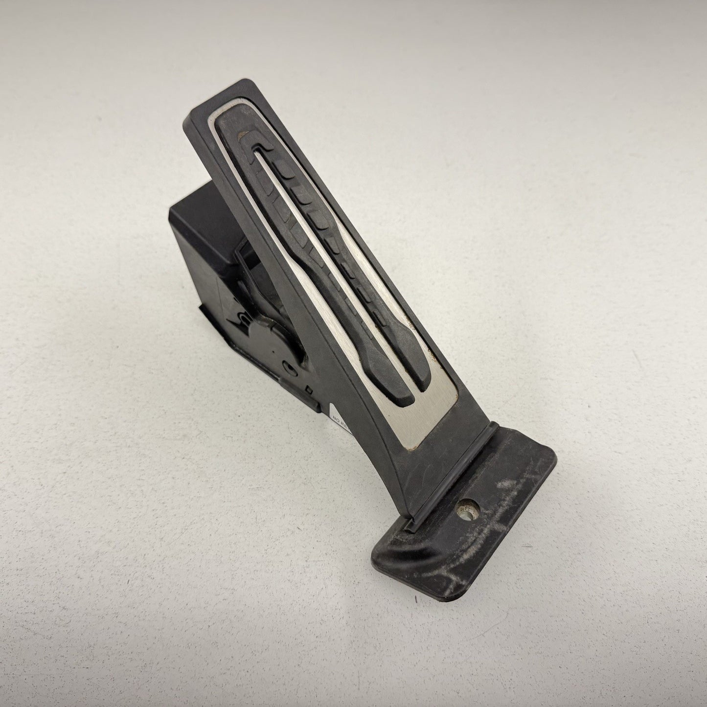 18-24 BMW G01 G02 X3 X4 Gas Pedal Throttle Accelerator 6889820 OEM