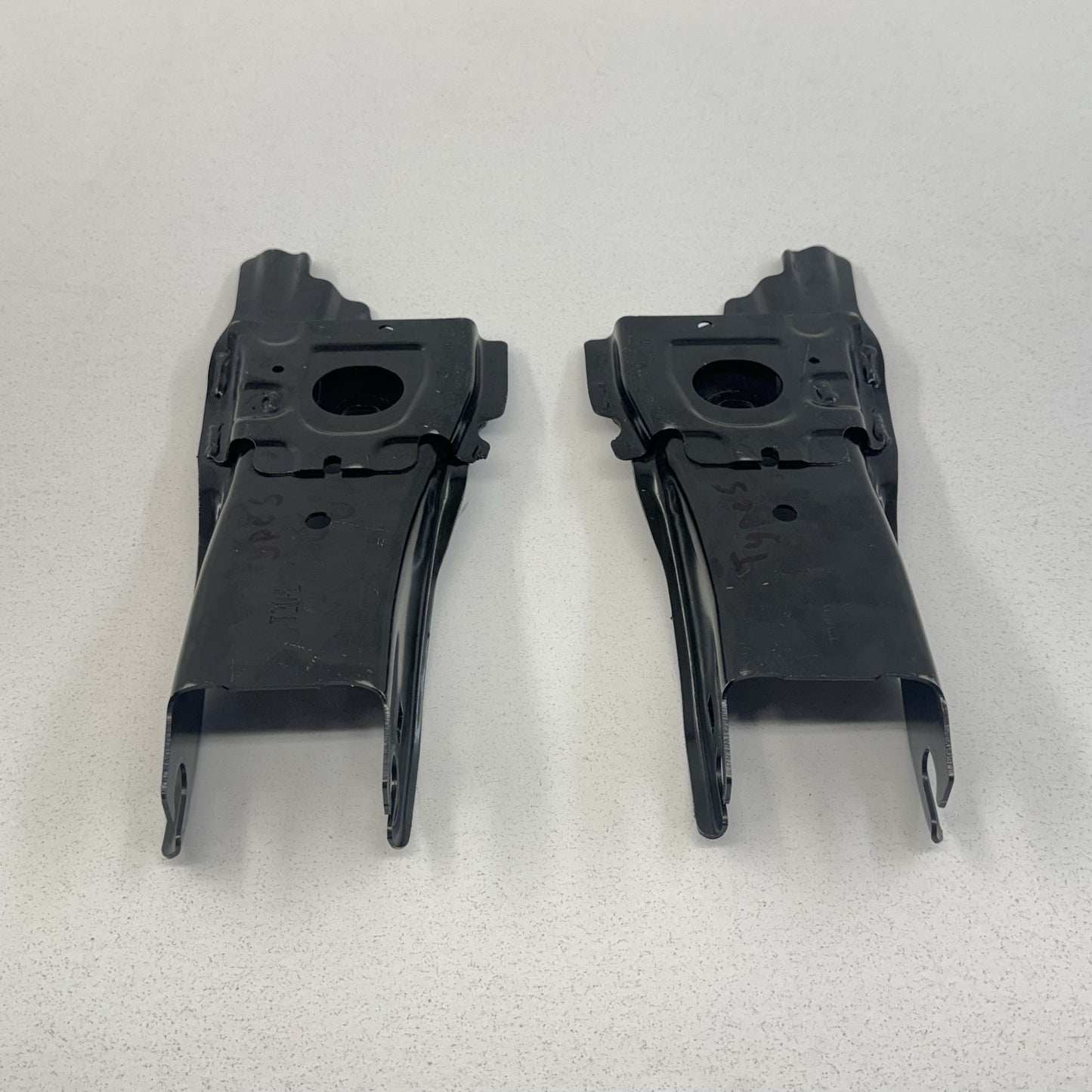 24-26 Acura Integra Type S Front Subframe Bracket Support Mount Pair OEM