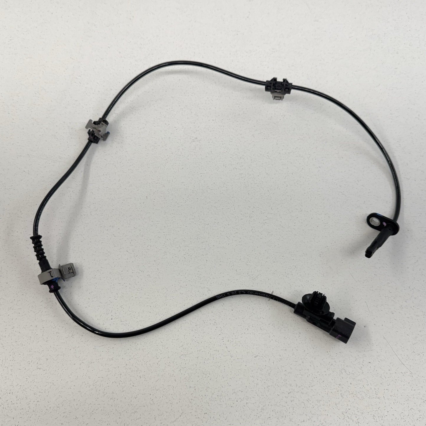 16-24 Chevrolet Camaro Rear ABS Wheel Speed Sensor Left Or Right 84256809 OEM