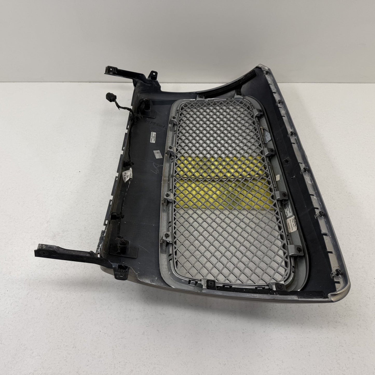 14-18 Bentley Flying Spur Front Hood Bumper Upper Radiator Grille Complete OEM