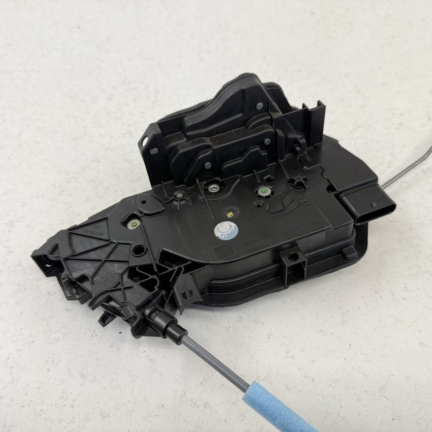 2021-2026 BMW M4 M440i 430i G22 G82 Right Front Door Lock Latch Actuator OEM