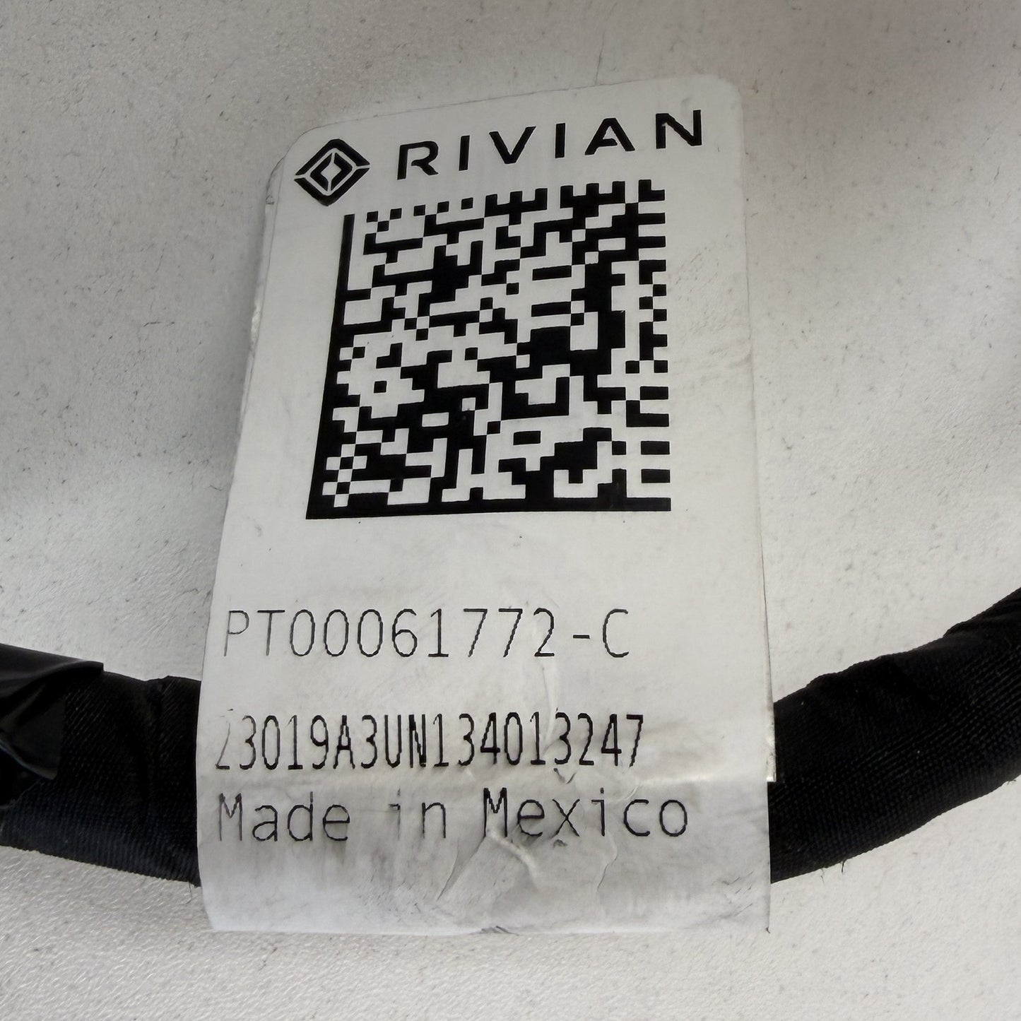 2022-2024 Rivian R1S R1T Front Center Console Wiring Harness PT00061772-C OEM