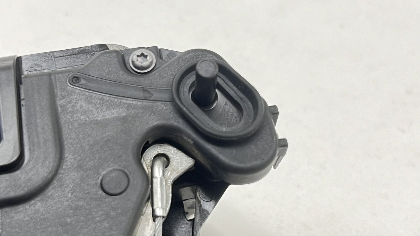 22-24 CADILLAC CT5 V BLACKWING PASSENGER RIGHT REAR DOOR LATCH LOCK ACTUATOR OEM