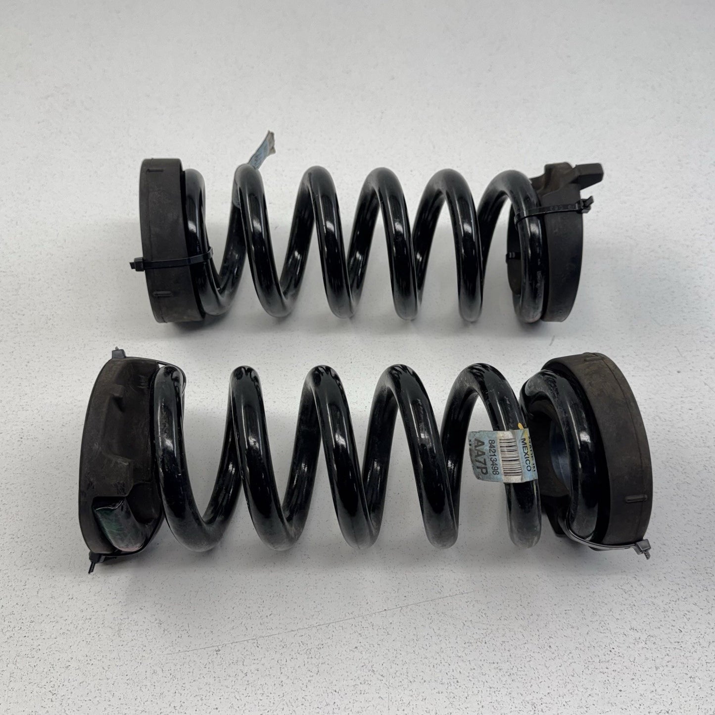 17-24 Chevrolet Camaro ZL1 1LE Rear Suspension Coil Spring Pair OEM