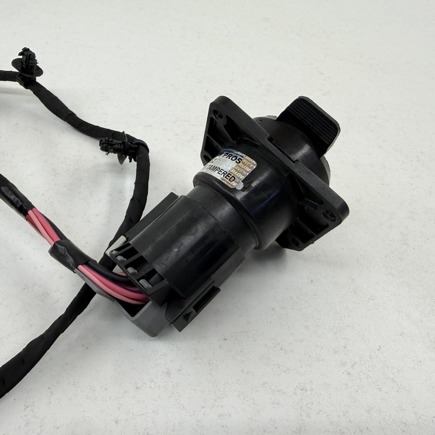 2022-2024 Rivian R1S Rear Trailer Tow Plug Wiring Harness PT00051566-F OEM