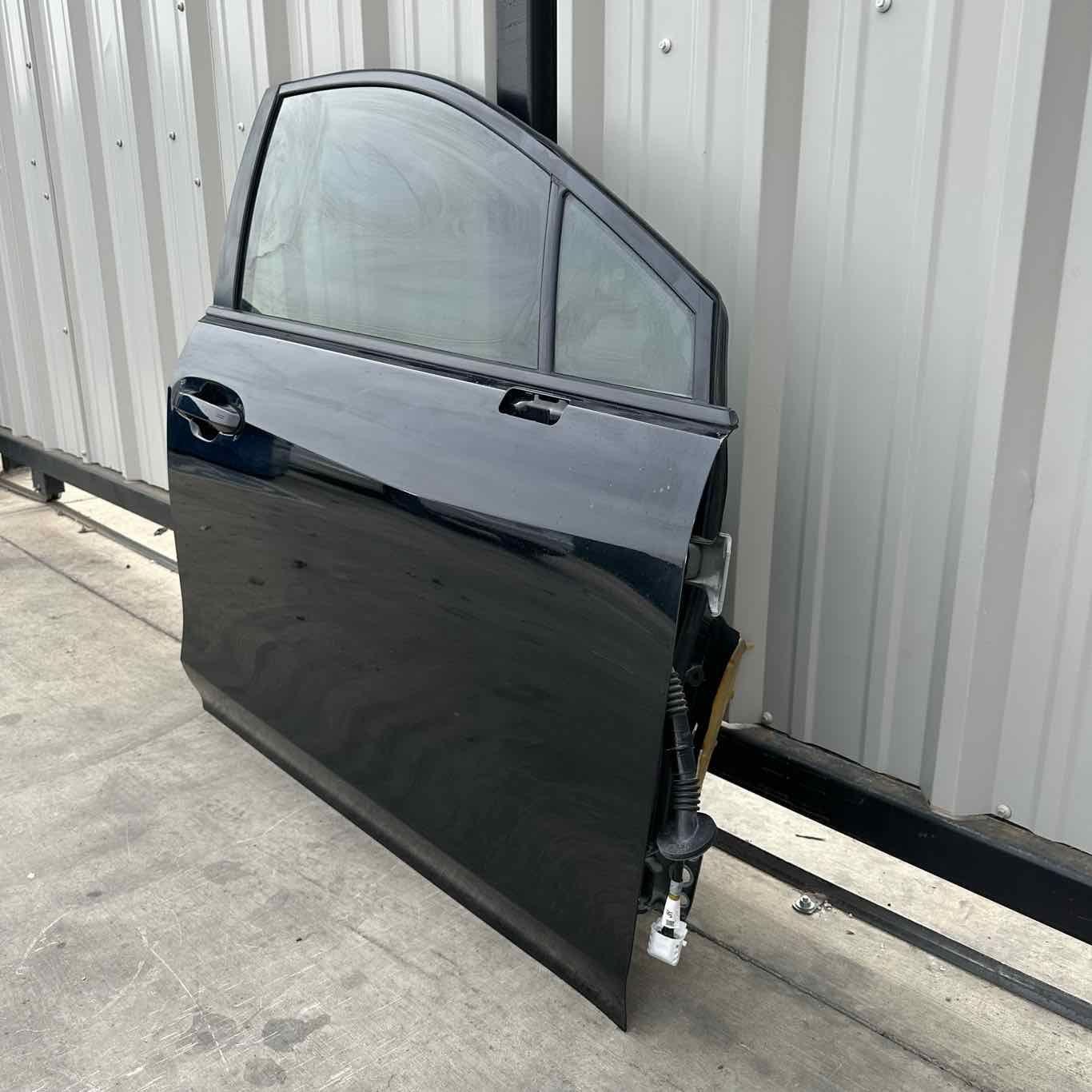 22-23 SUBARU WRX PASSENGER RIGHT FRONT DOOR COMPLETE BLACK OEM *NOTE*