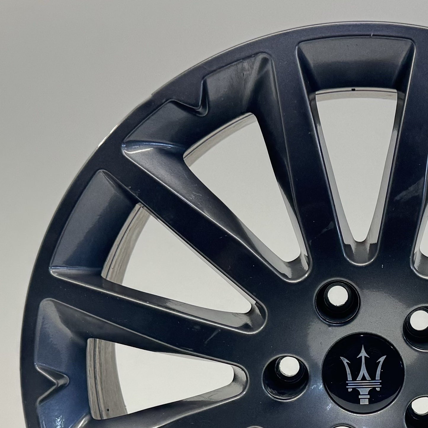 14-24 Maserati Ghibli Front Wheel Rim 18x7.5 +43 Offset Factory 670011872 OEM