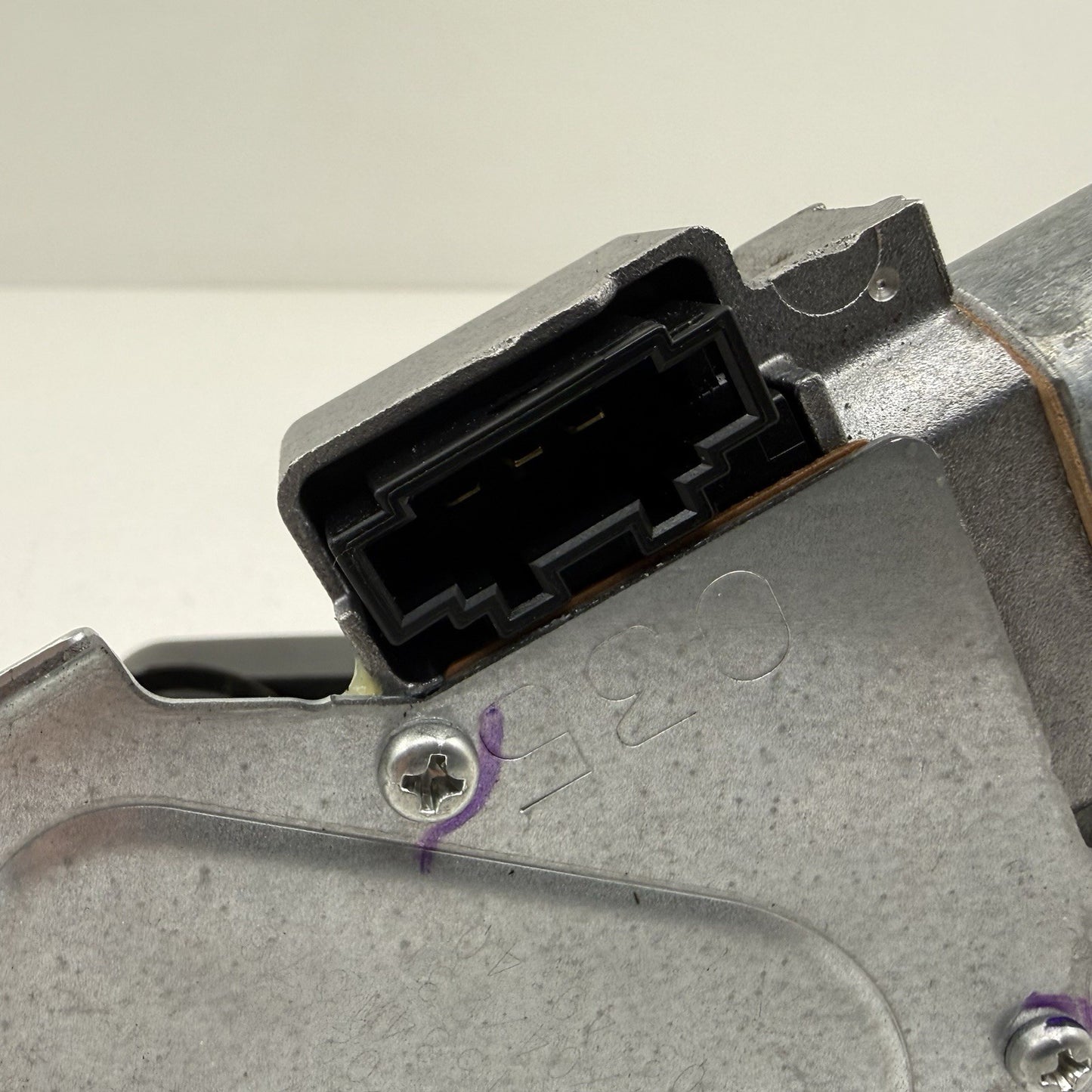 18-24 BMW G01 X3 Rear Tailgate Liftgate Window Glass Motor W/ Wiper Arm OEM