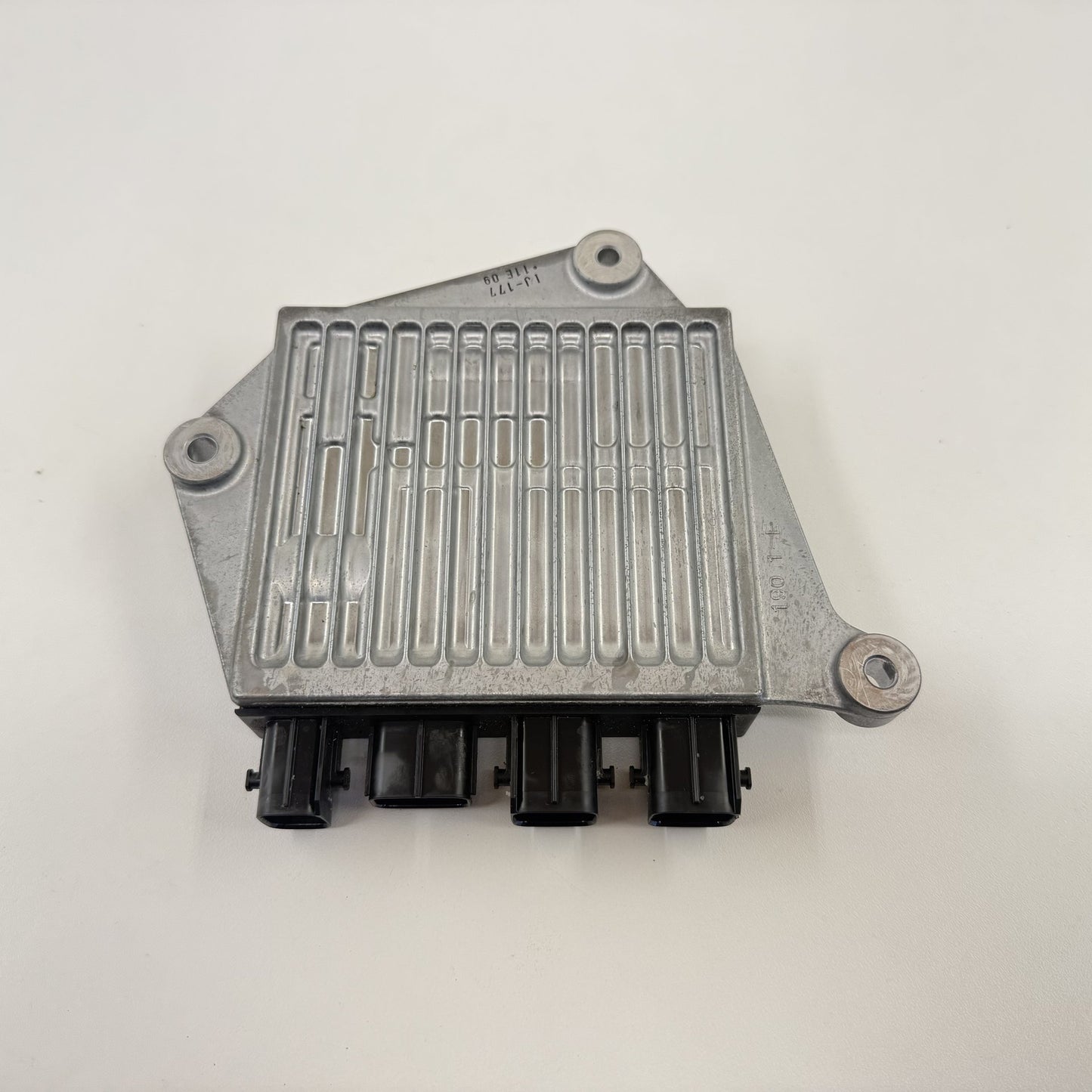 2022-2025 Lexus IS500 5.0L V8 Fuel Injector Driver Module 89871-30040 OEM