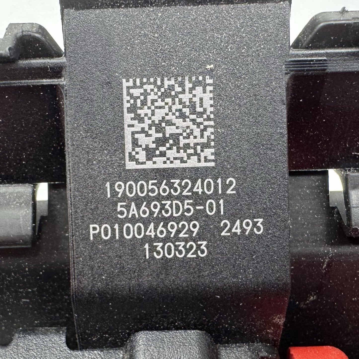 18-24 BMW G01 X3 Positive Terminal Power Distribution Junction Block 5A693D5 OEM