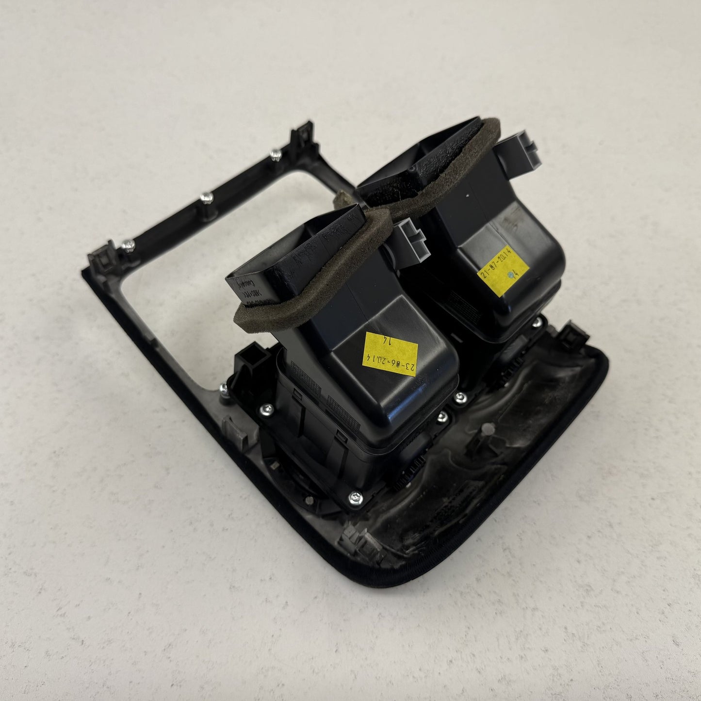 2014-2018 Bentley Flying Spur Rear Center Console AC Air Vent W/ Trim OEM