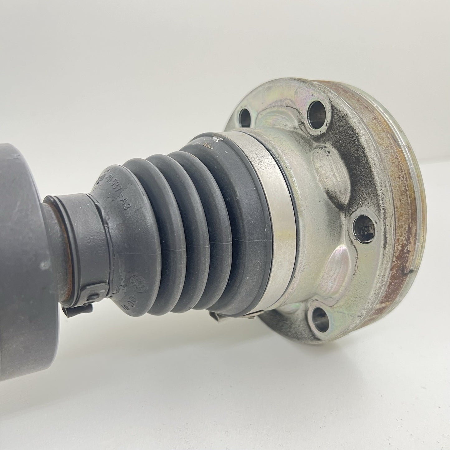 18-23 Ford Mustang GT Automatic Driveshaft Drive Shaft Propellor Carrier OEM