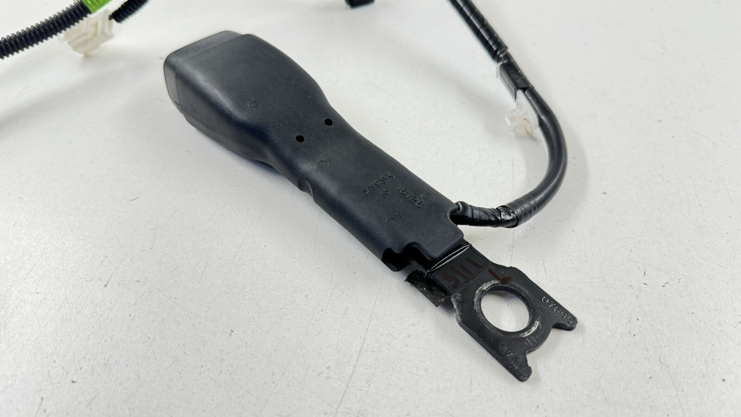 16-20 LEXUS GS F DRIVER LEFT FRONT SEATBELT BUCKLE OEM