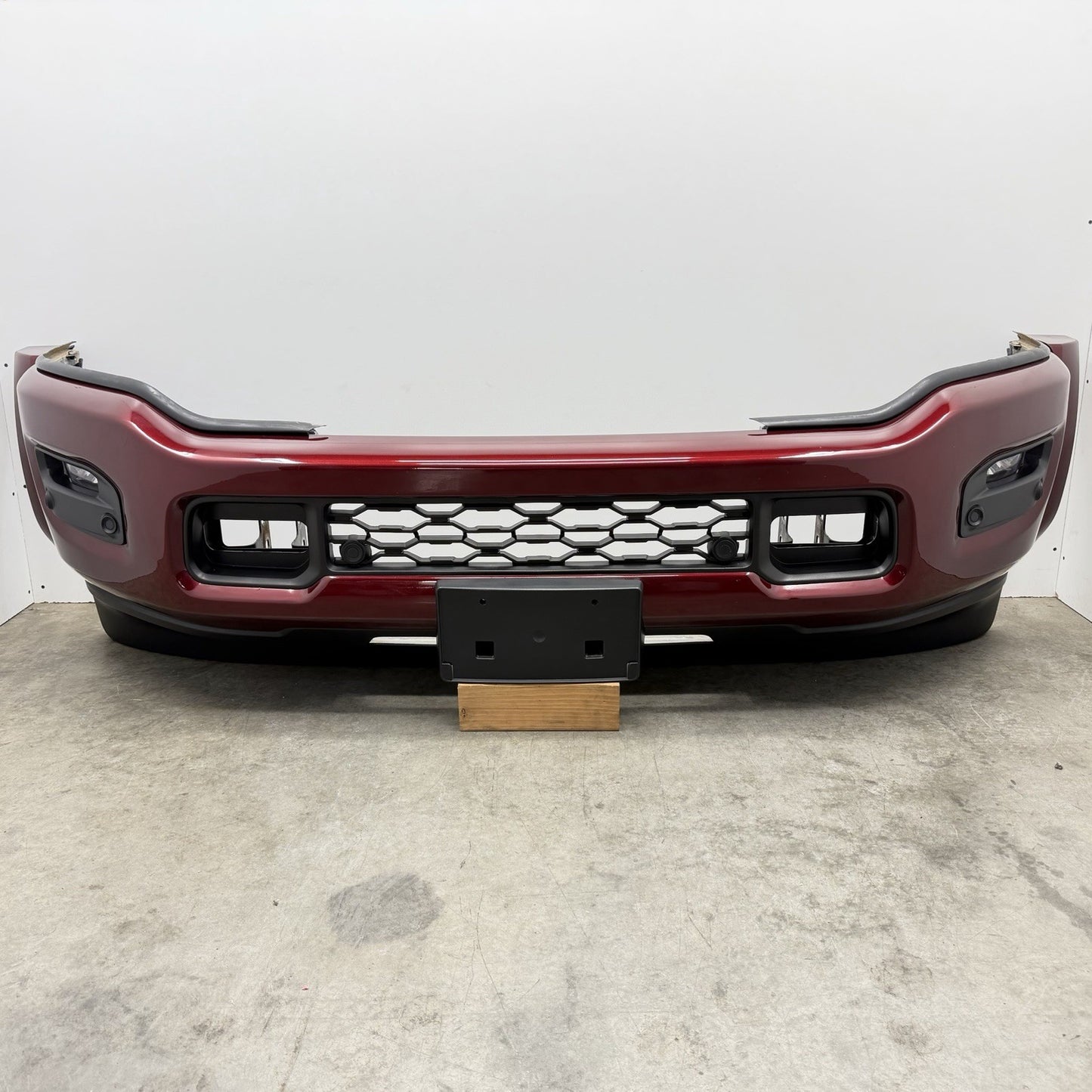 19-24 Ram 4500 5500 Front Bumper Assembly Complete With Sensors Painted Red OEM