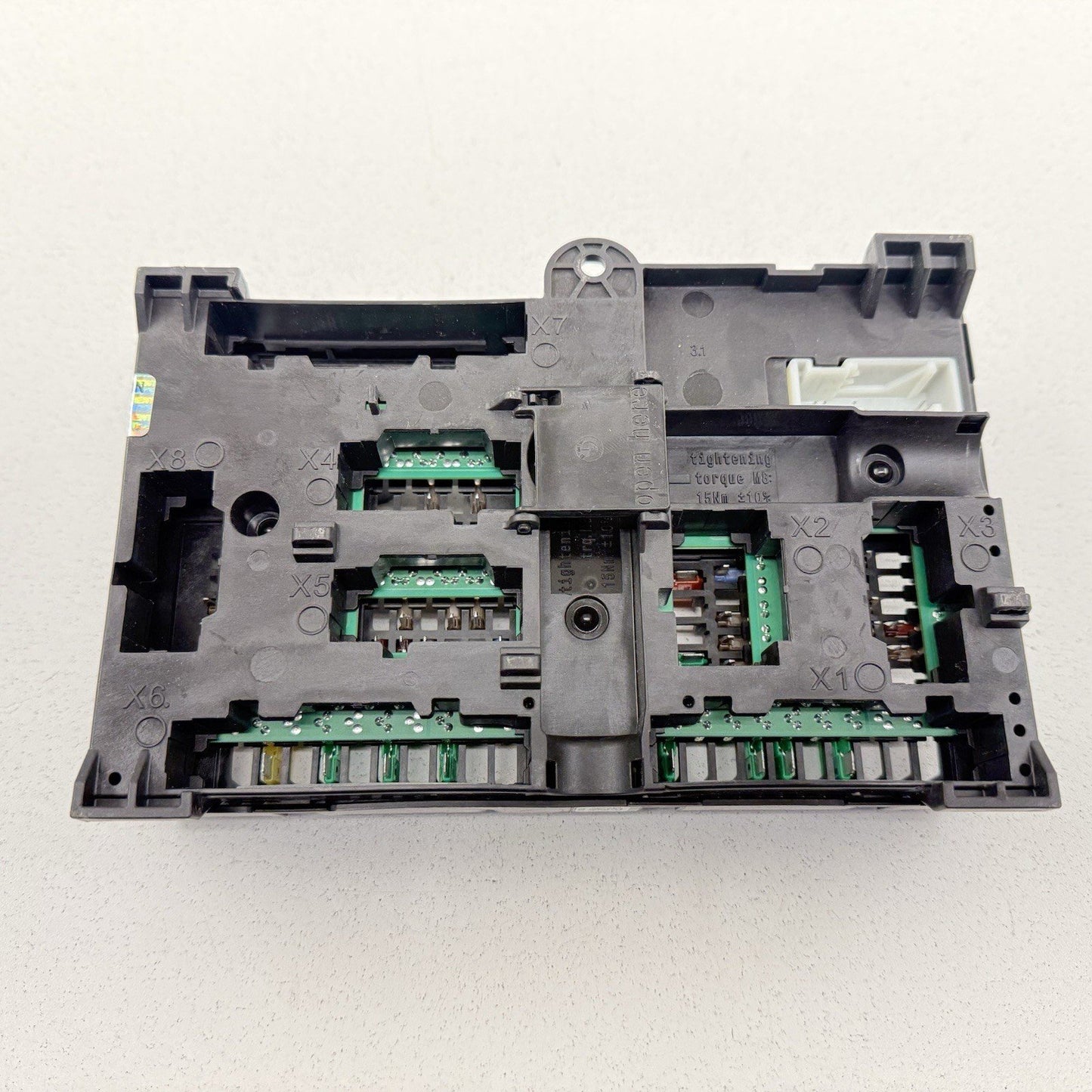 18-24 BMW G01 G02 X3 X4 Rear Power Distribution Fuse Junction Box 5A04502 OEM