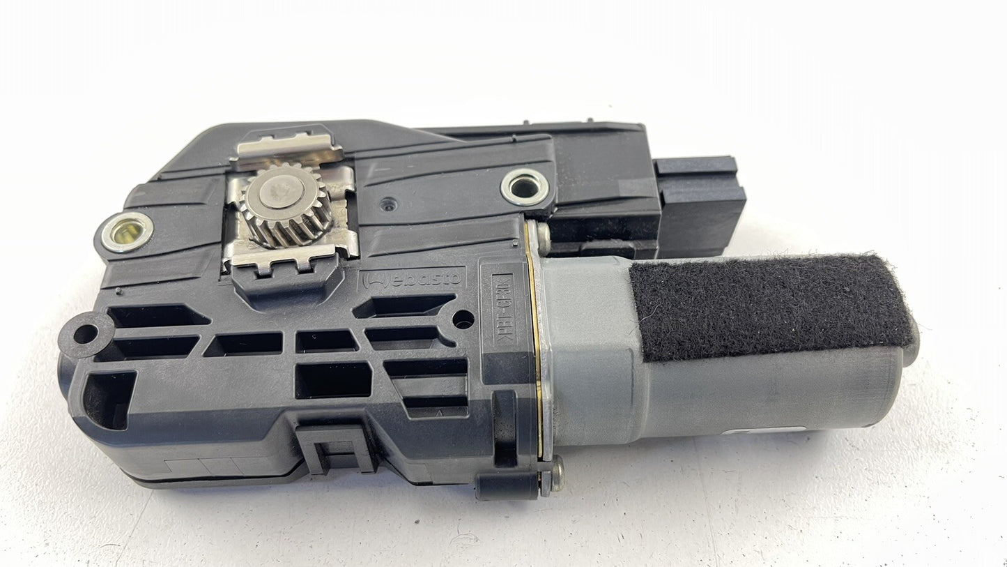 17-21 AUDI A4 S4 SUNROOF SUN ROOF MOTOR 3G5 877 795 OEM