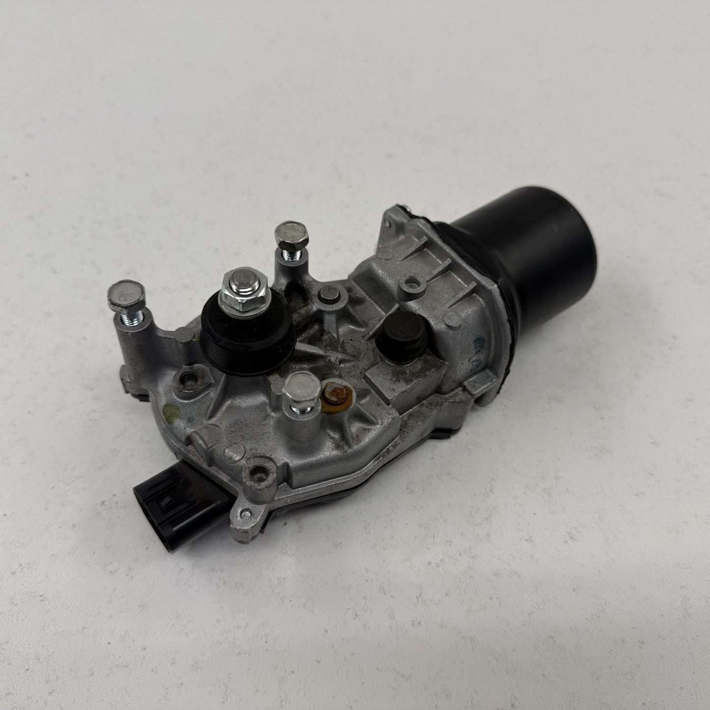 2022-2026 Rivian R1S R1T Front Windshield Wiper Motor PT00062963-A OEM
