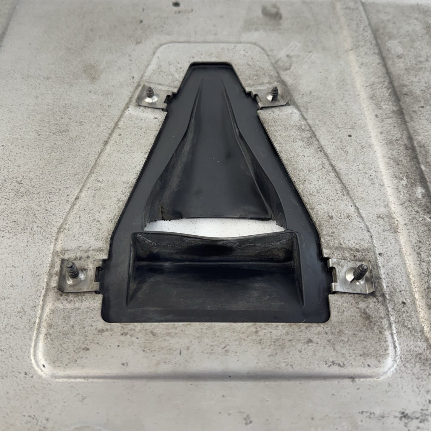 08-15 Audi TT Rear Underbody Belly Pan Sound Dampening 8J7825238 OEM