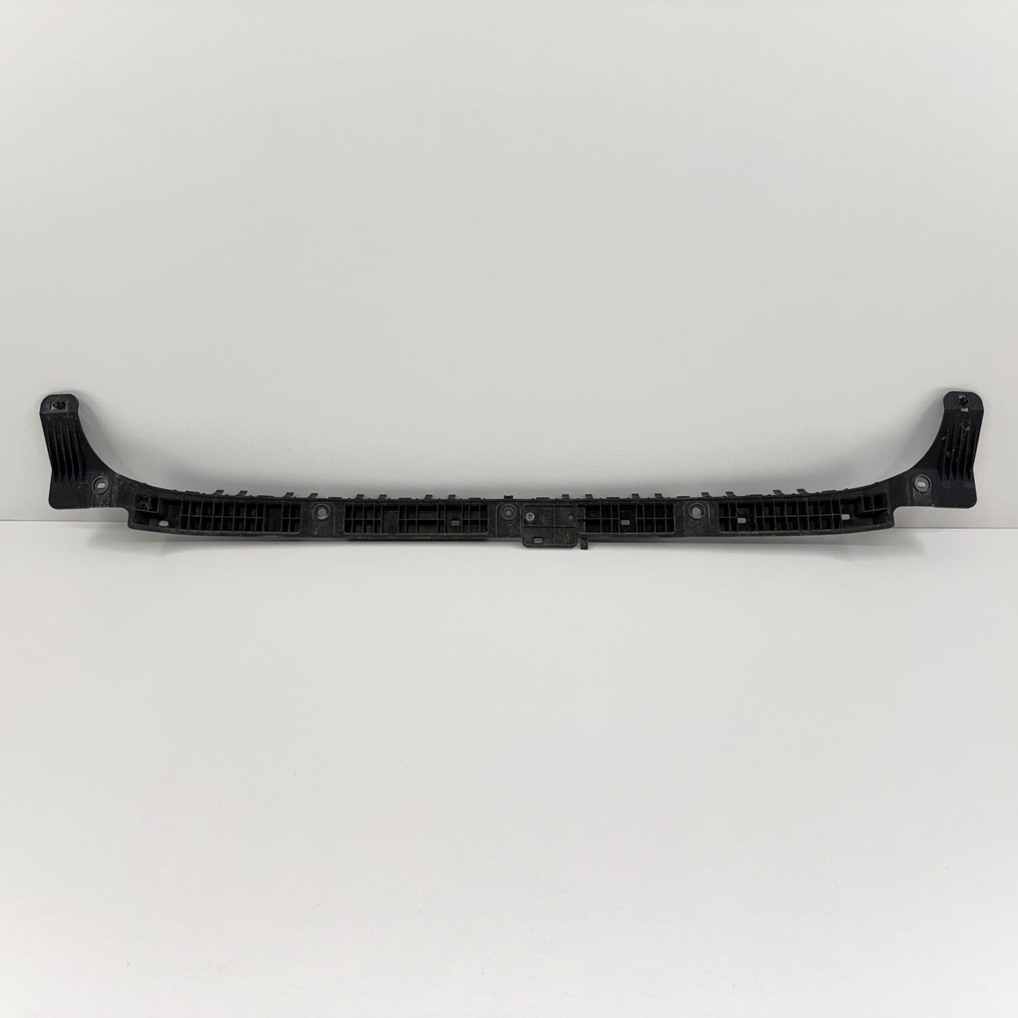 17-23 Tesla Model 3 Rear Center Bumper Bracket Support Mount 1083994-00-G OEM