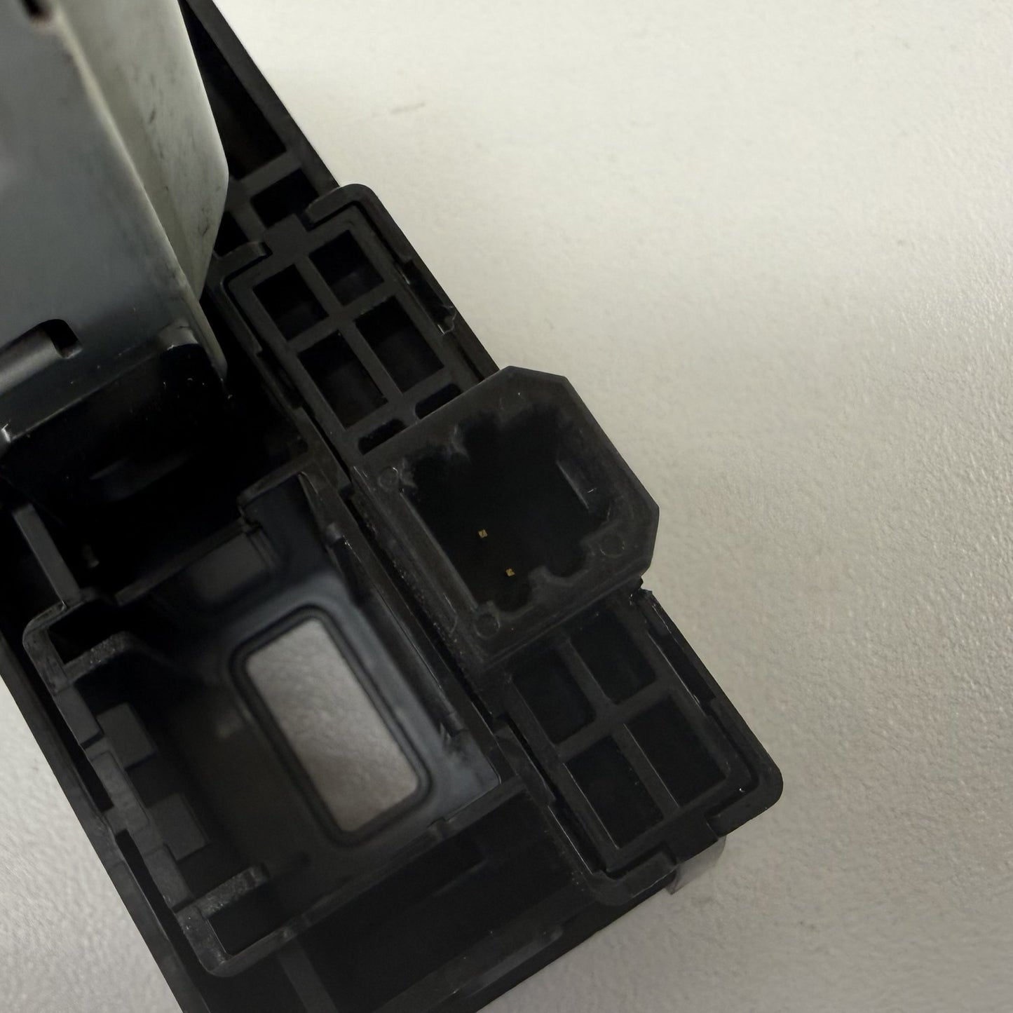 2023-2025 Honda Pilot Front Dual USB Charge Port 8A360-3T0-J01 OEM